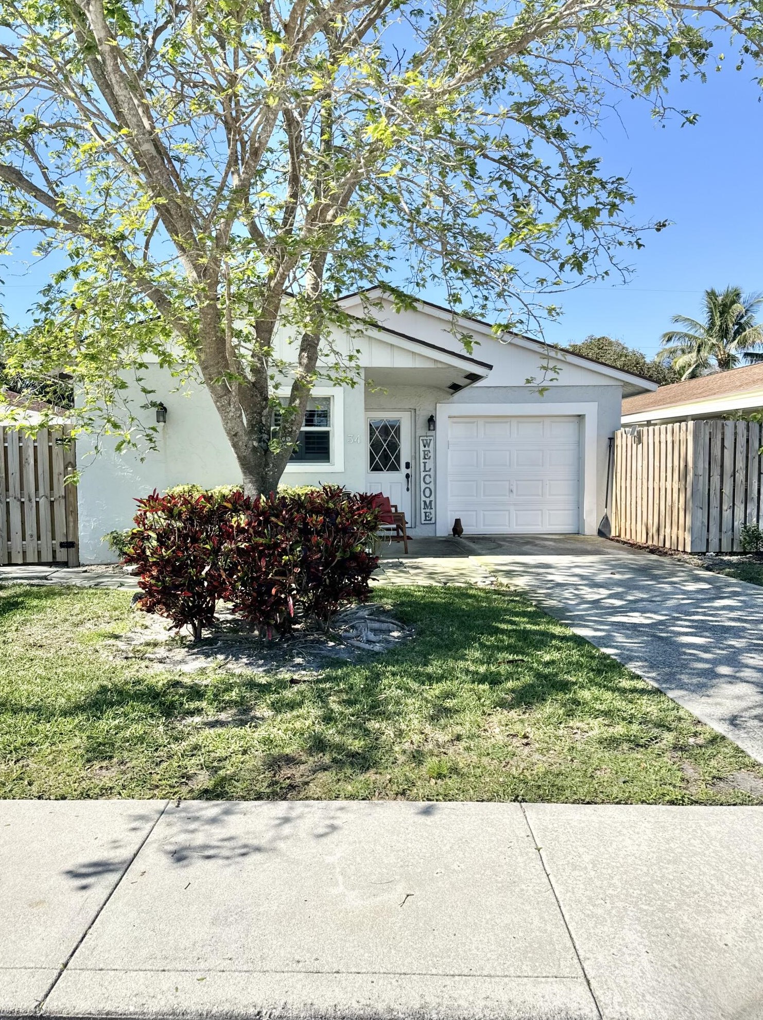 141 E Riverside Dr #34, Jupiter, FL 33469