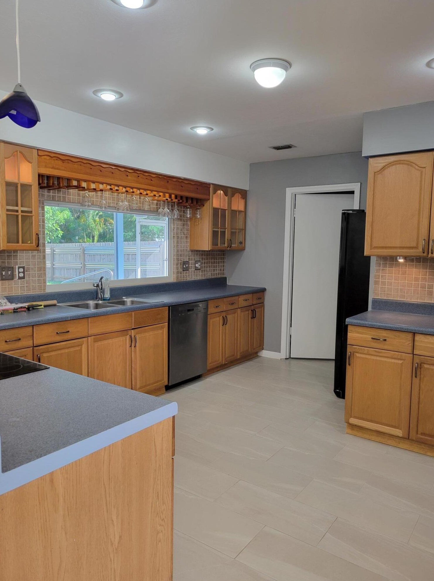 2413 Whitehorse St, Fort Pierce FL  34984-5123 exterior