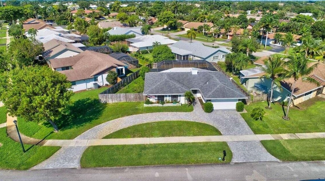 4833 Fox Hunt Trl, Boca Raton, FL 33487