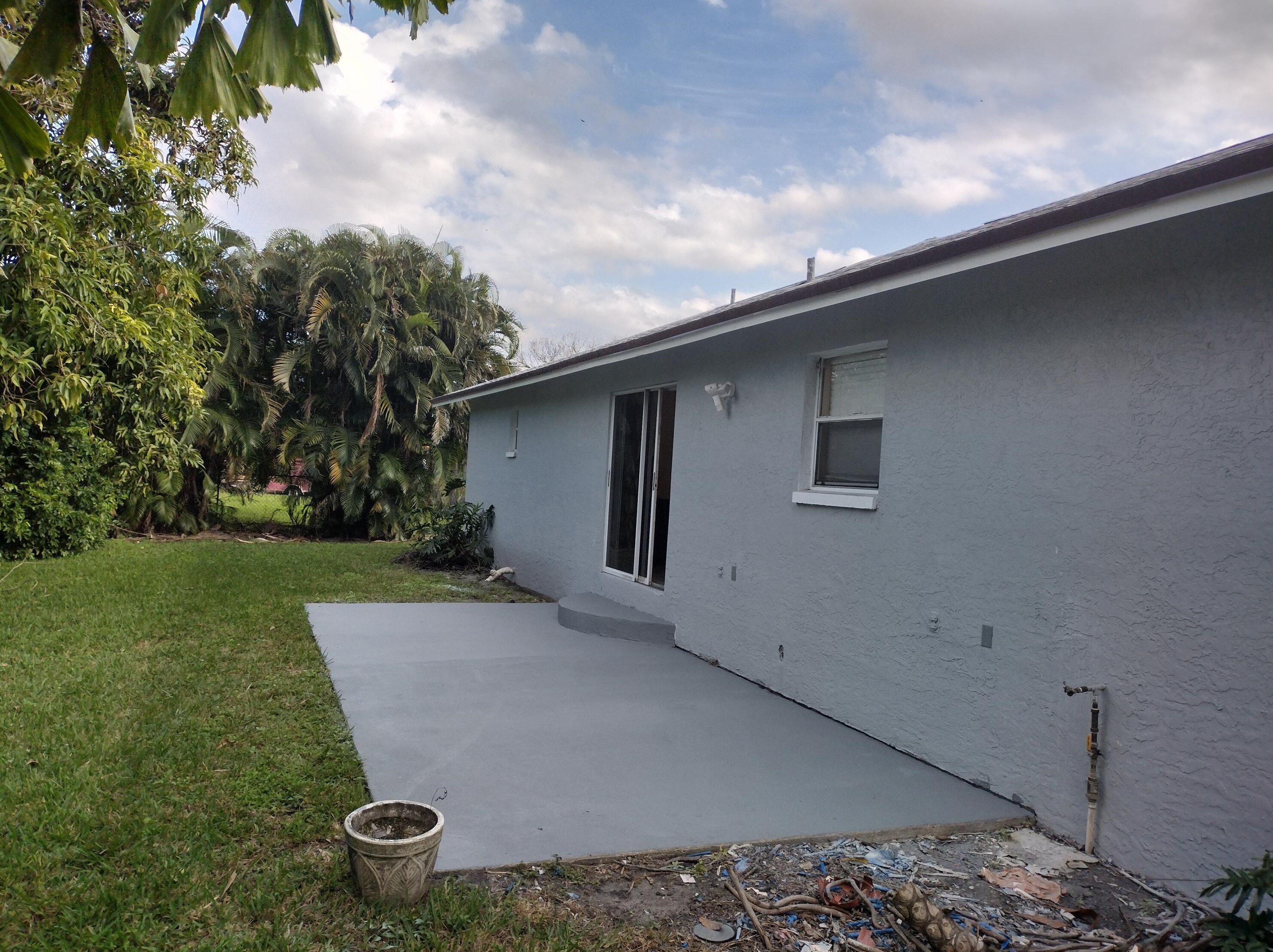 725 Florida Ave, Clewiston FL  33440-5602 exterior