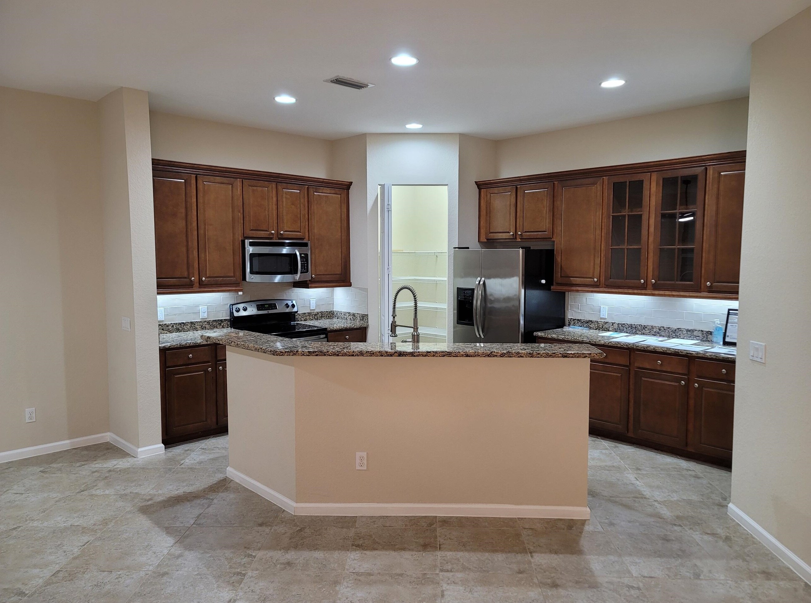 4036 Kingston Ln, West Palm Beach FL  33418-3425 exterior