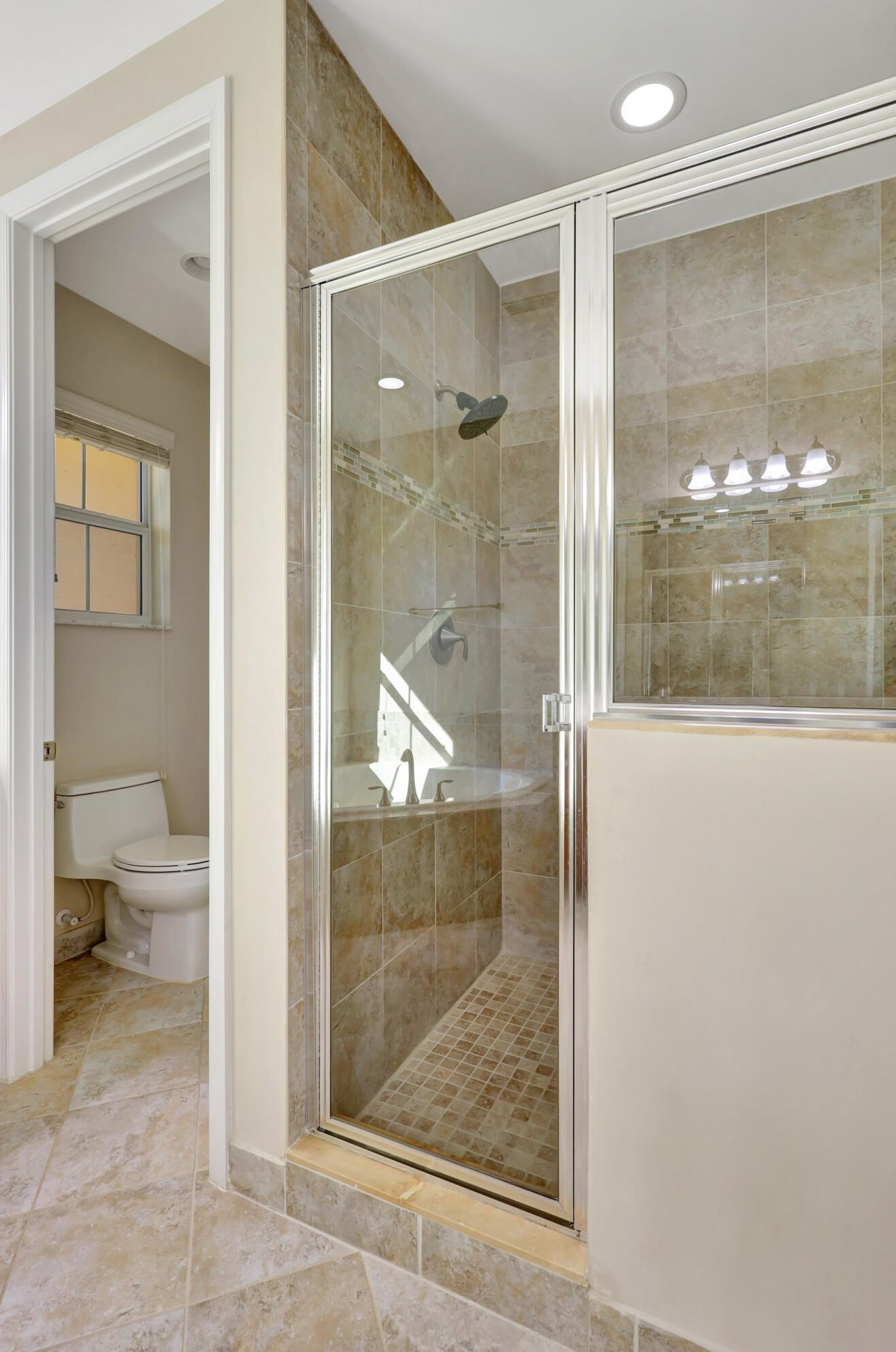 4036 Kingston Ln, West Palm Beach FL  33418-3425 exterior