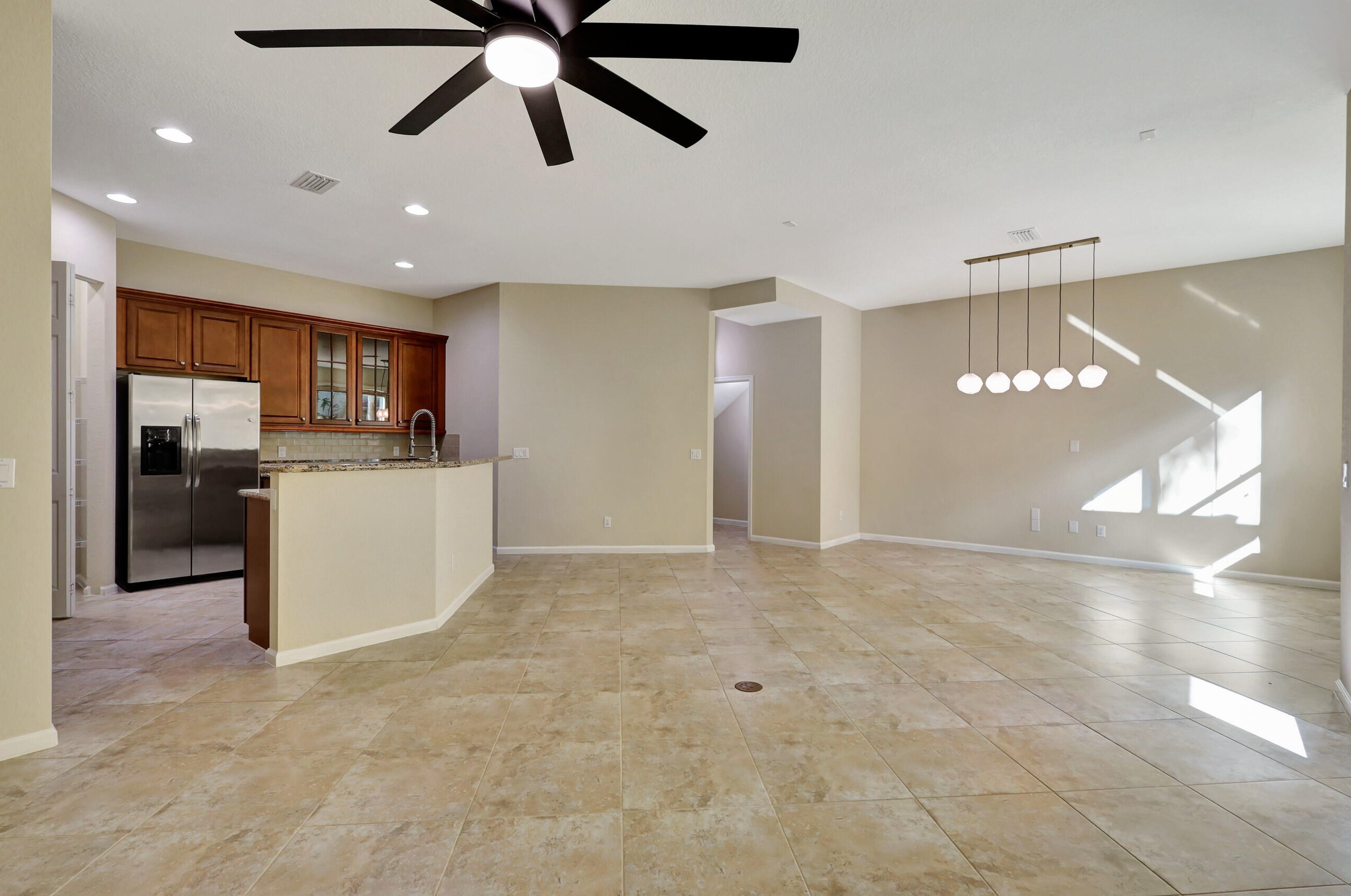 4036 Kingston Ln, West Palm Beach FL  33418-3425 exterior