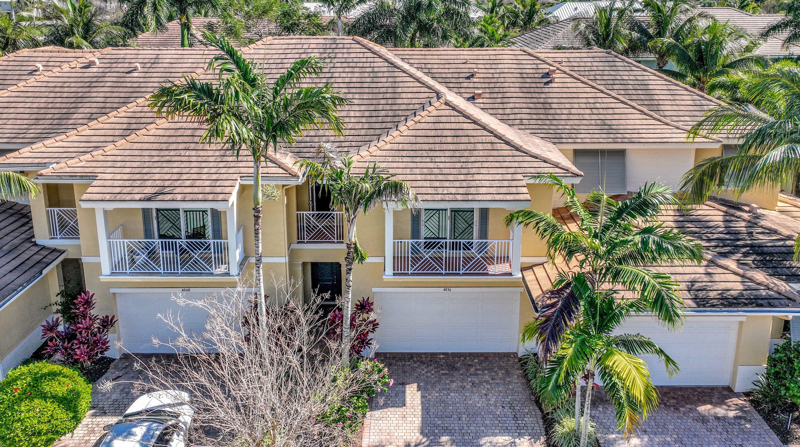 4036 Kingston Ln, West Palm Beach FL  33418-3425 exterior