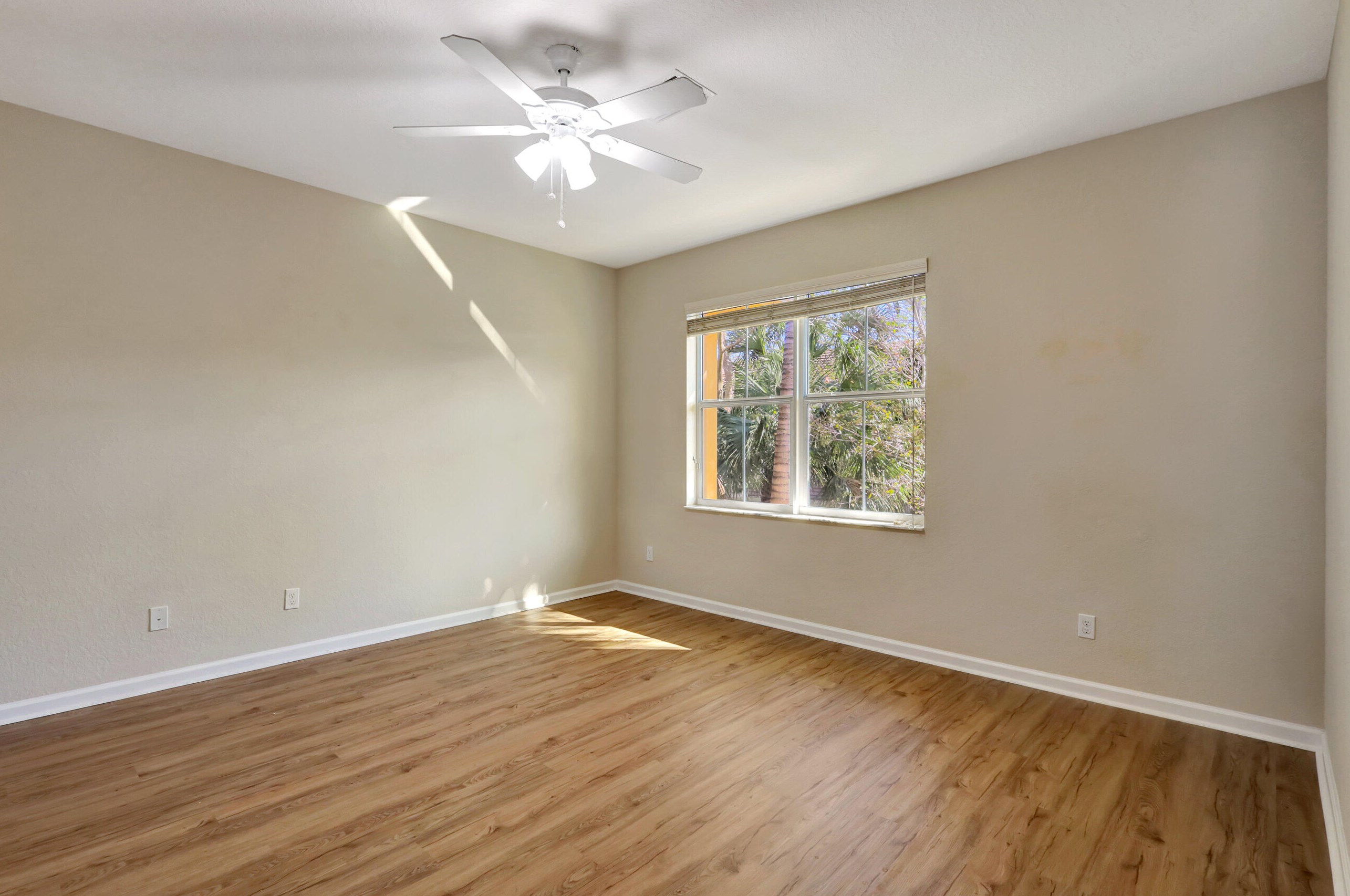 4036 Kingston Ln, West Palm Beach FL  33418-3425 exterior