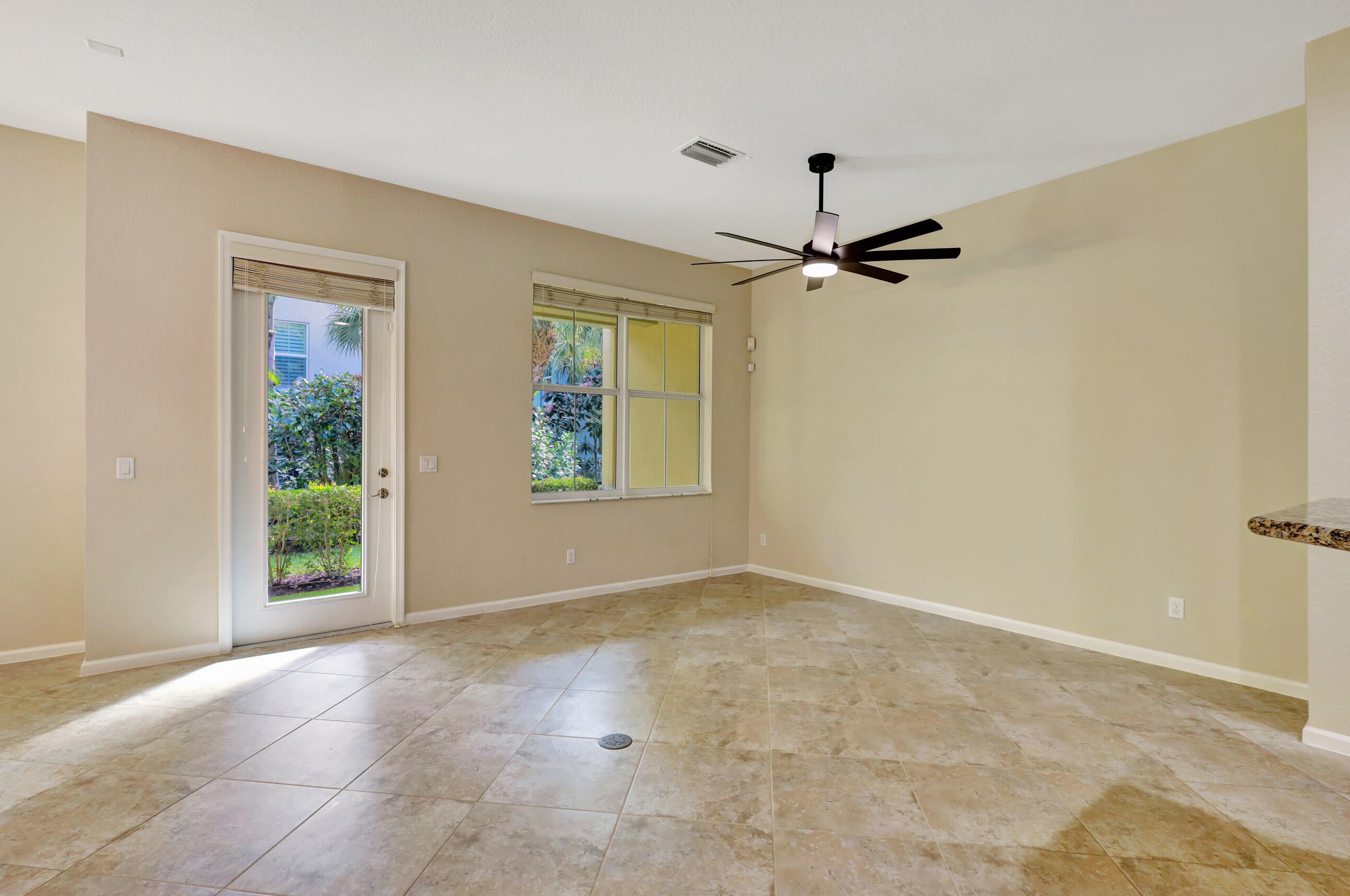 4036 Kingston Ln, West Palm Beach FL  33418-3425 exterior