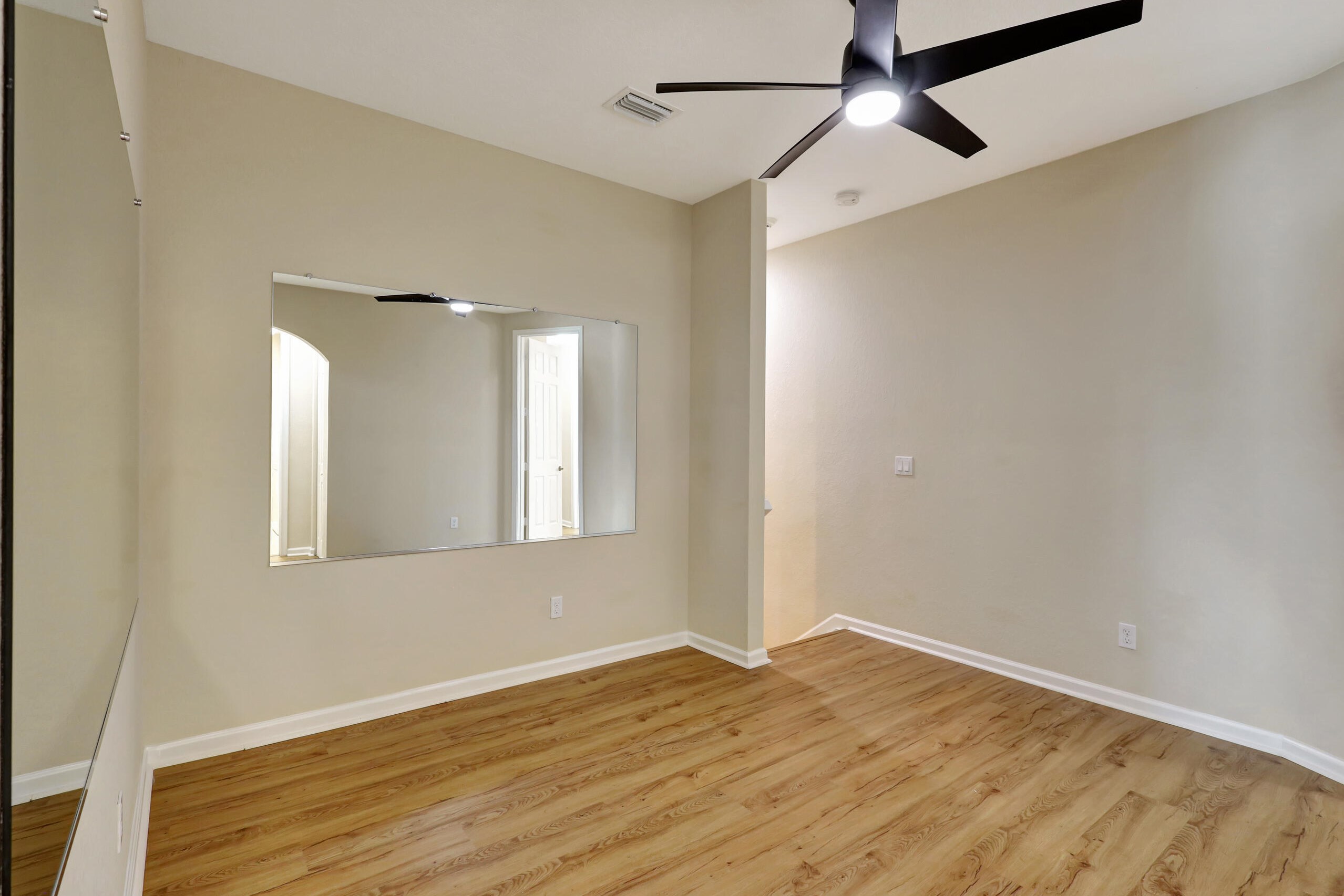 4036 Kingston Ln, West Palm Beach FL  33418-3425 exterior