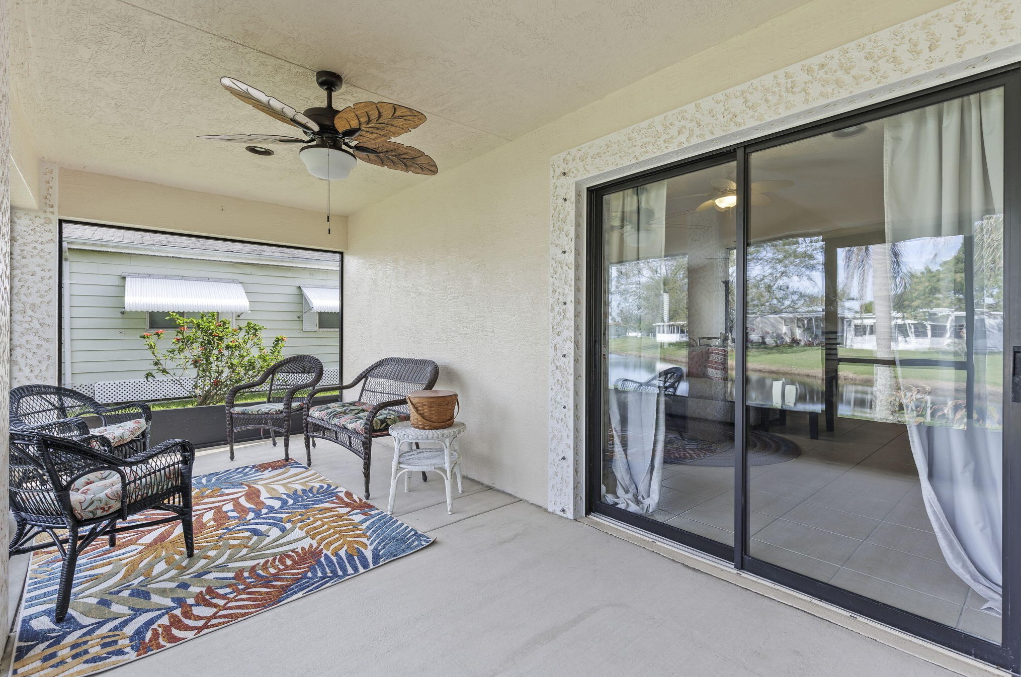 116 Camino Del Rio, Fort Pierce FL  34952-2375 exterior