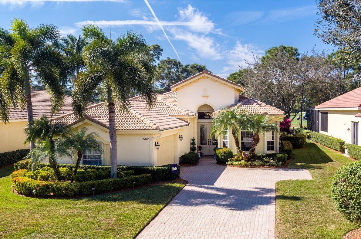 8845 Champions Way, Port Saint Lucie FL  34986-2805 exterior
