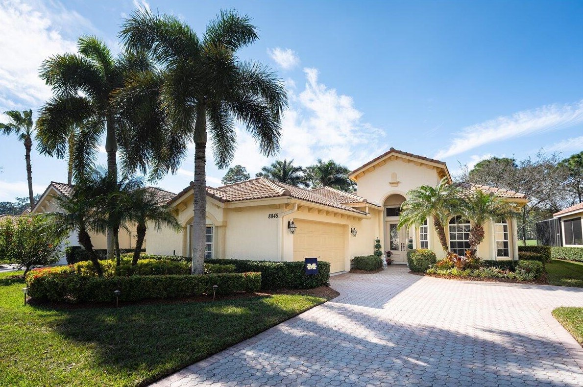 8845 Champions Way, Fort Pierce, FL 34986-2805