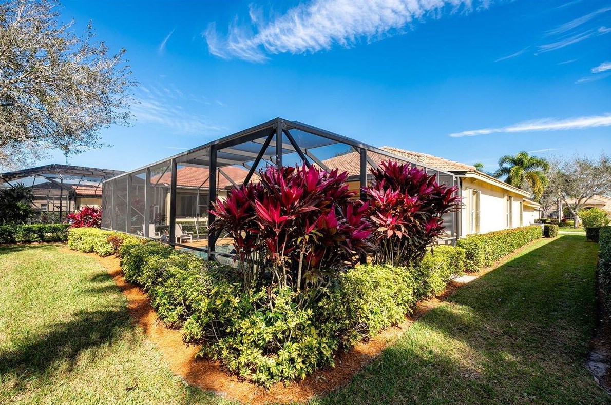 8845 Champions Way, Port Saint Lucie FL  34986-2805 exterior