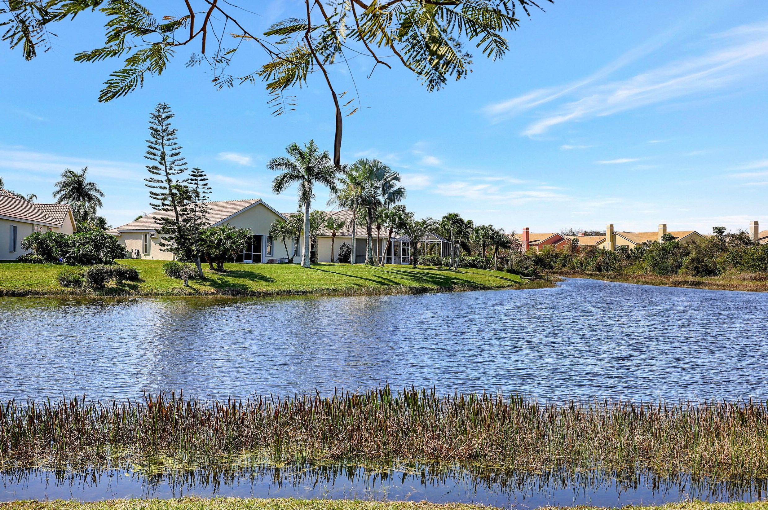 447 Horseshoe Bay, Fort Pierce, FL 34986-3401