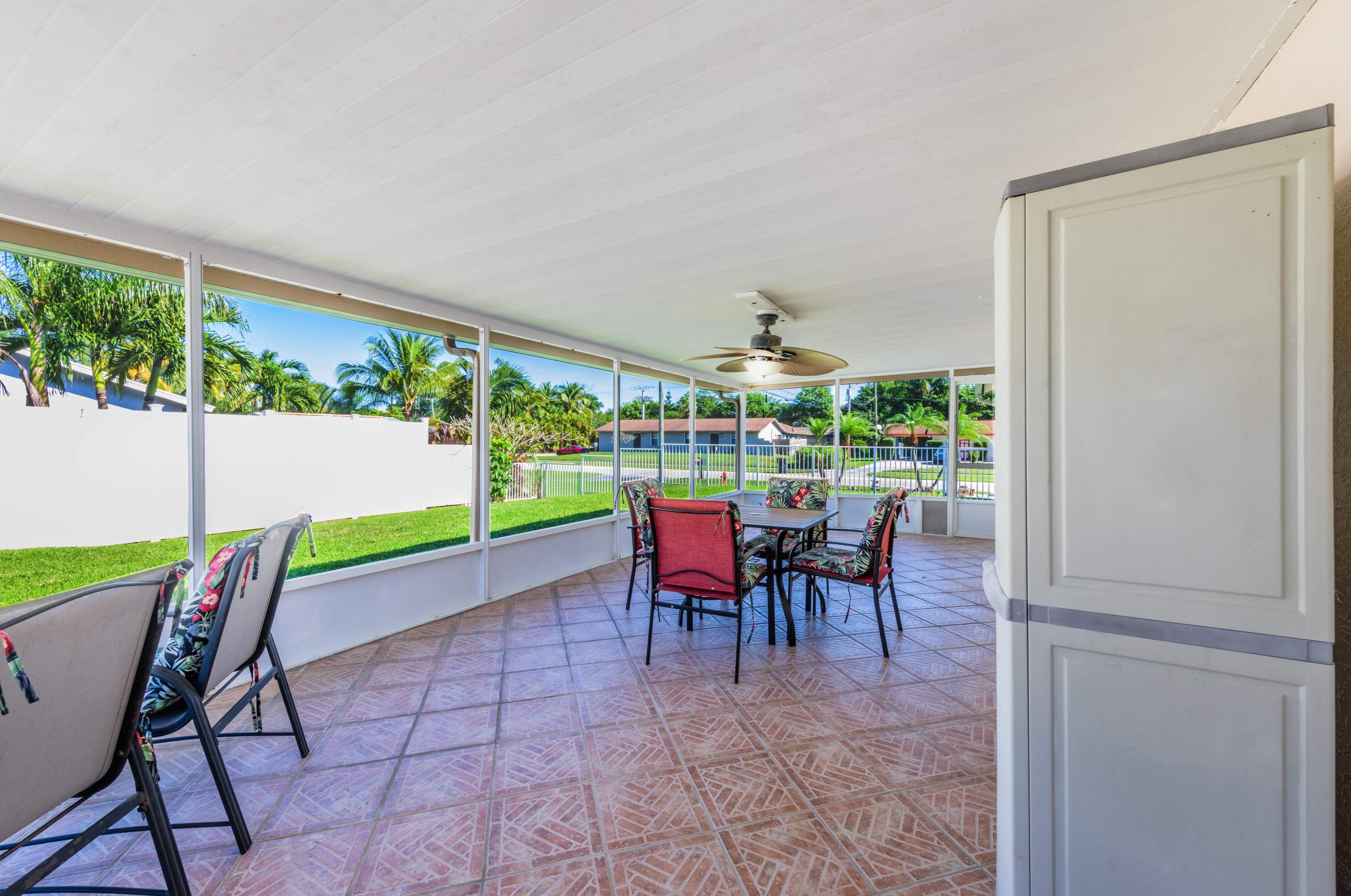 2 Cypress Rd, Lake Worth FL  33467-4814 exterior