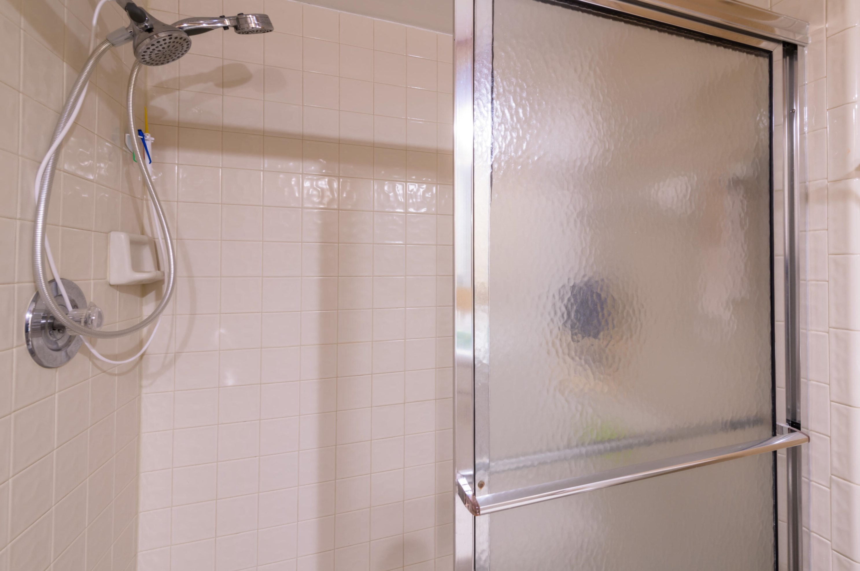 2 Cypress Rd, Lake Worth FL  33467-4814 exterior