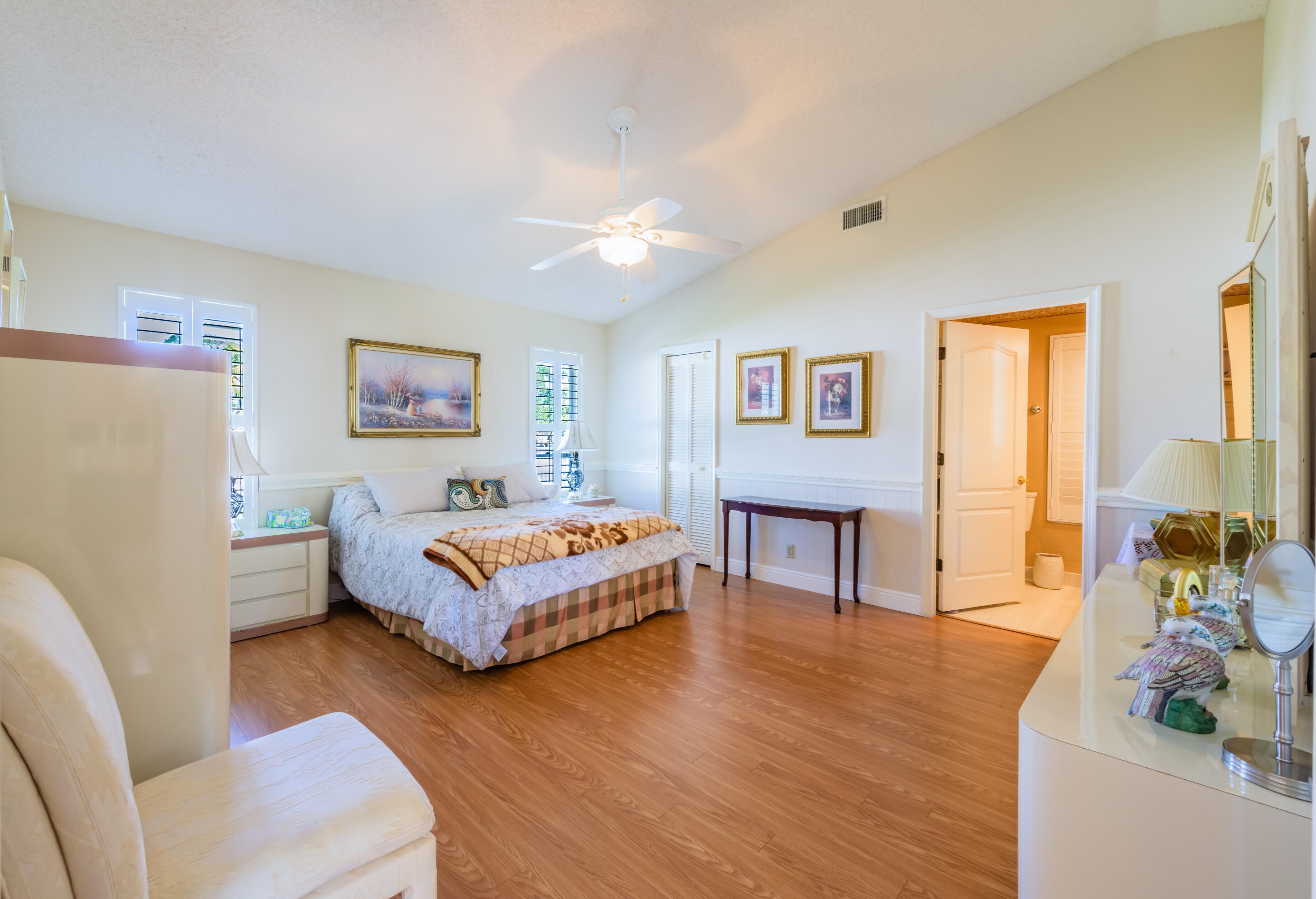 2 Cypress Rd, Lake Worth FL  33467-4814 exterior