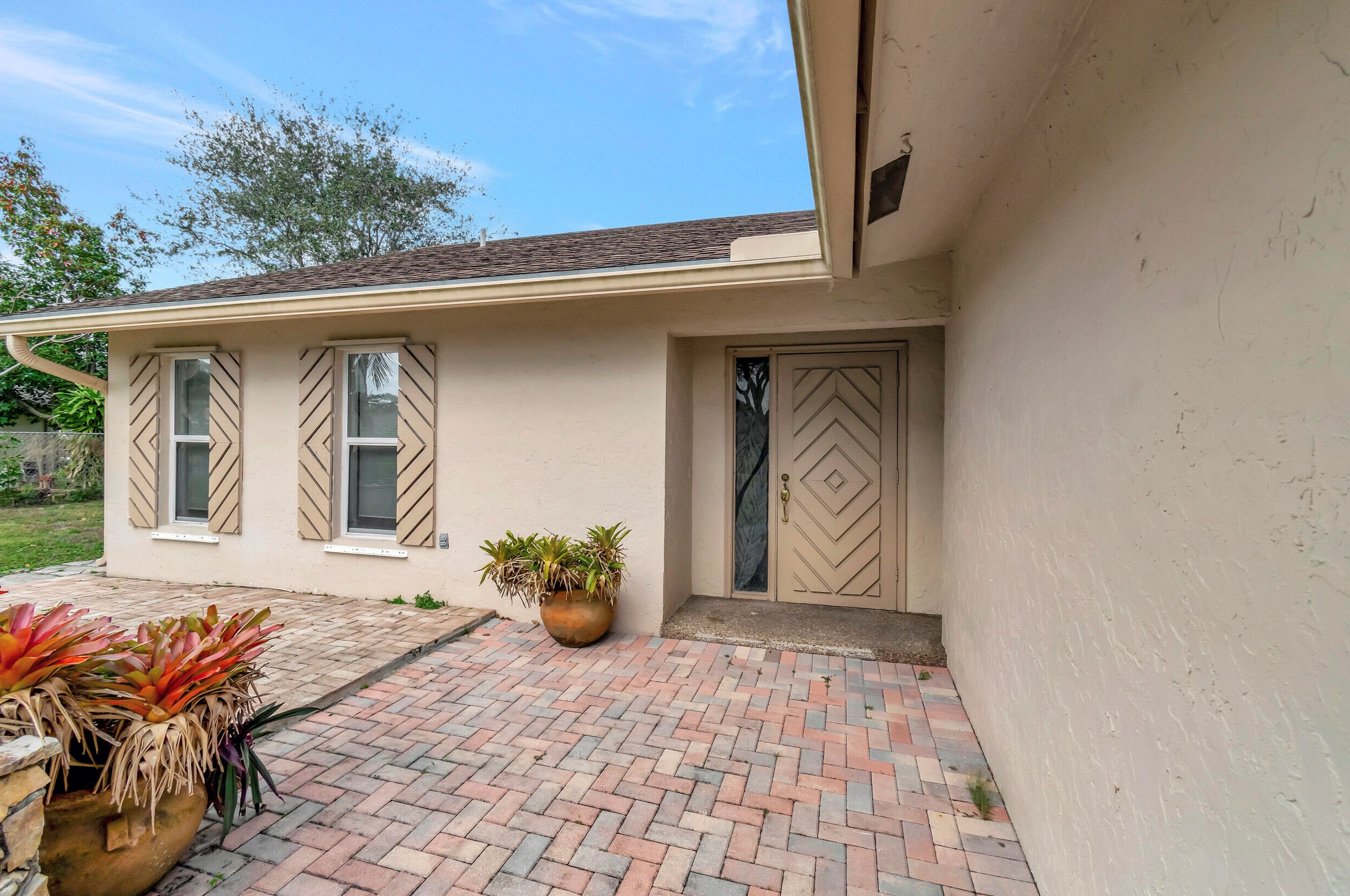 3673 Lakeview Blvd, Delray Beach, FL 33445