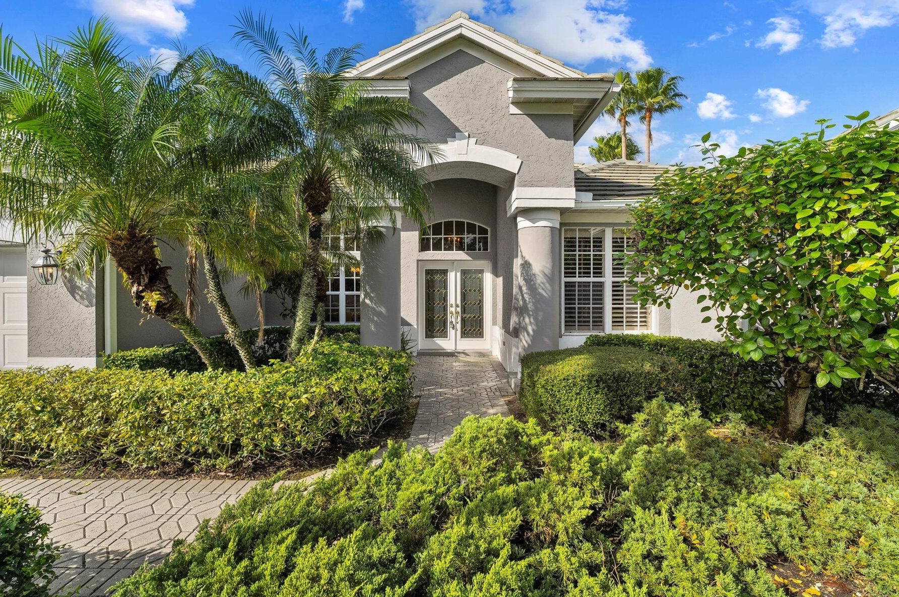 2048 Cimarron Ct, Palm City, FL 34990-5743