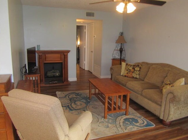 33 Lake Vista Trl, Fort Pierce, FL 34952-6376