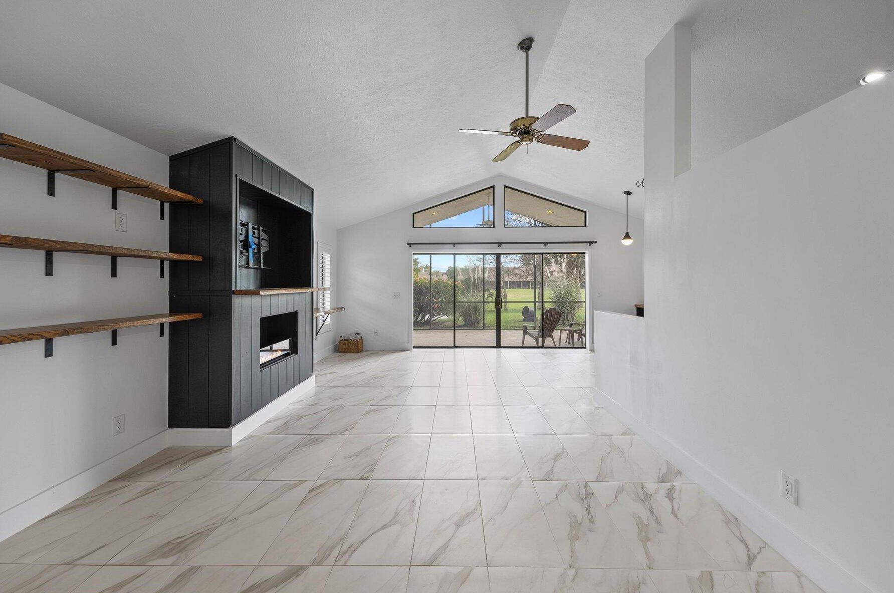 6014 Franklin Pl, Hobe Sound FL  33455-7301 exterior