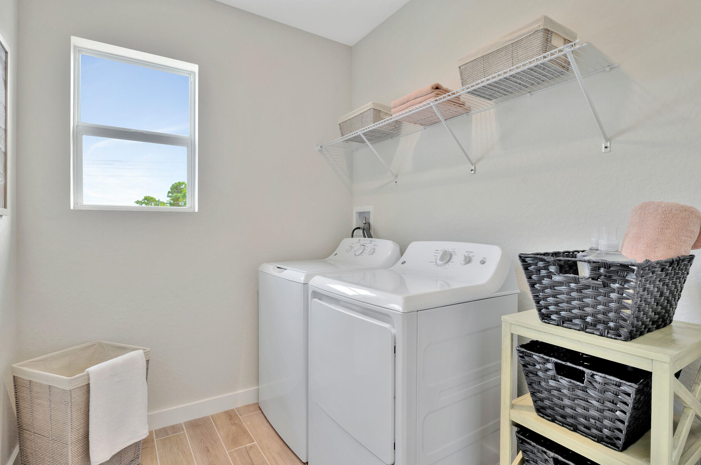 2325 Union Park Dr, Fort Pierce FL  34952-8034 exterior