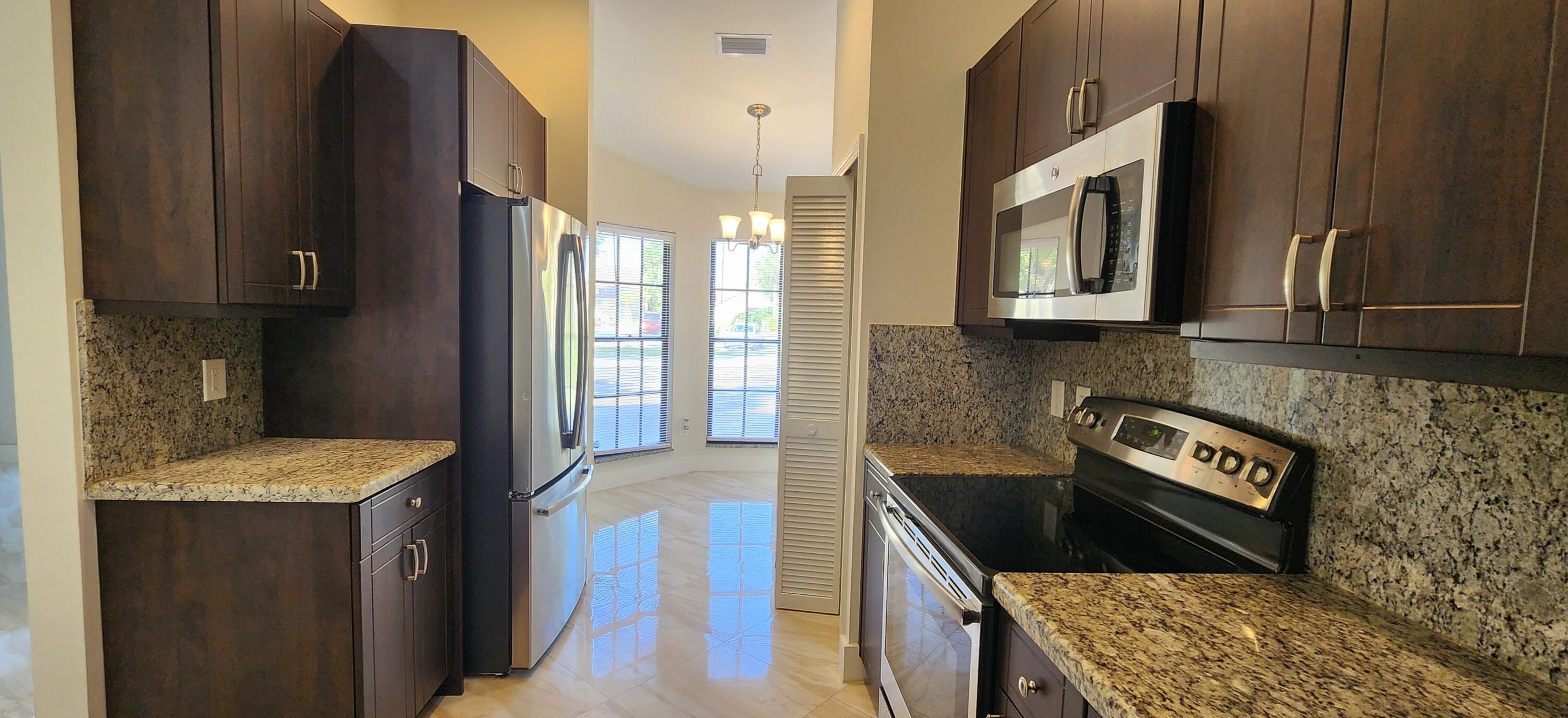10294 Hidden Springs Ct, Boca Raton, FL 33498