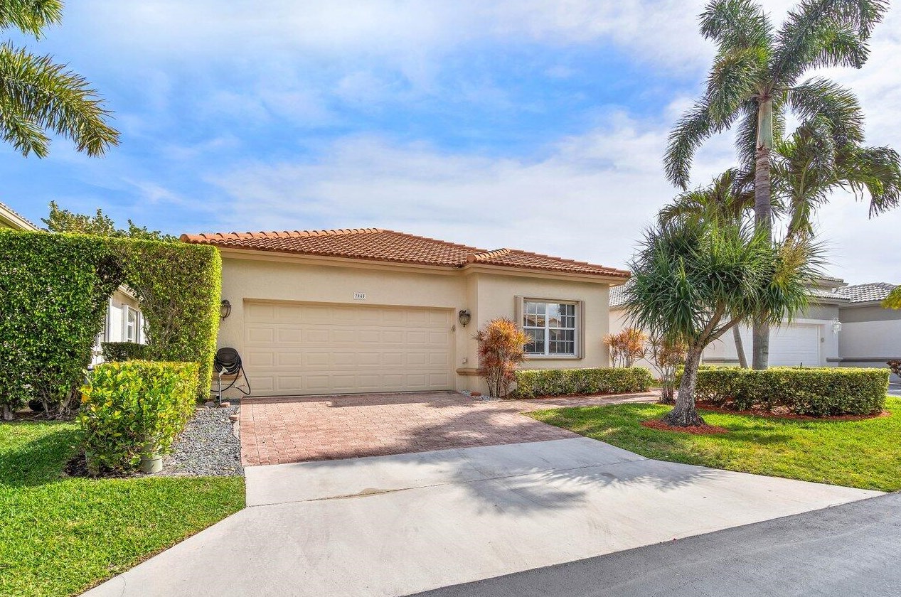 7040 Turtle Walk, Boca Raton, FL 33487-2365