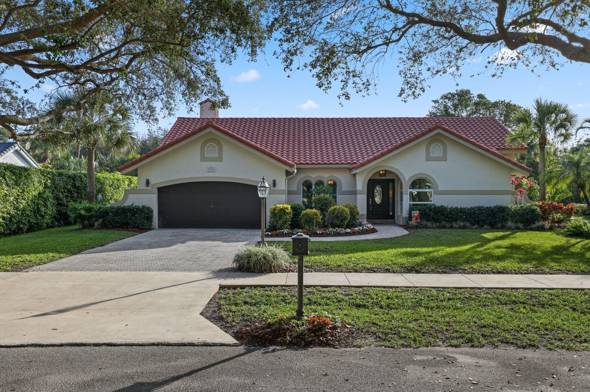 2225 Rabbit Hollowe Cir, Delray Beach, FL 33445