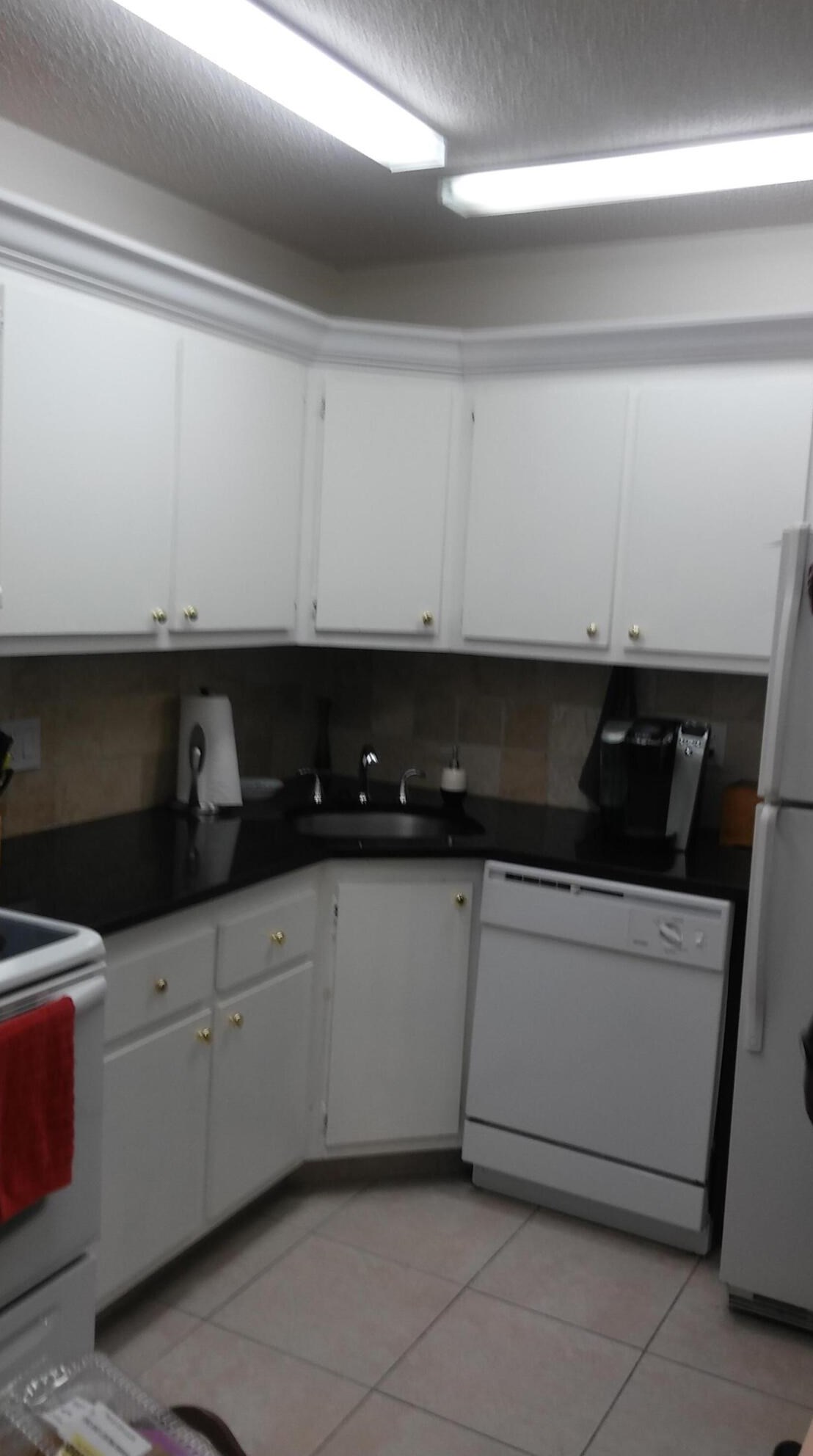 2303 Lowson Blvd #b, Delray Beach, FL 33445