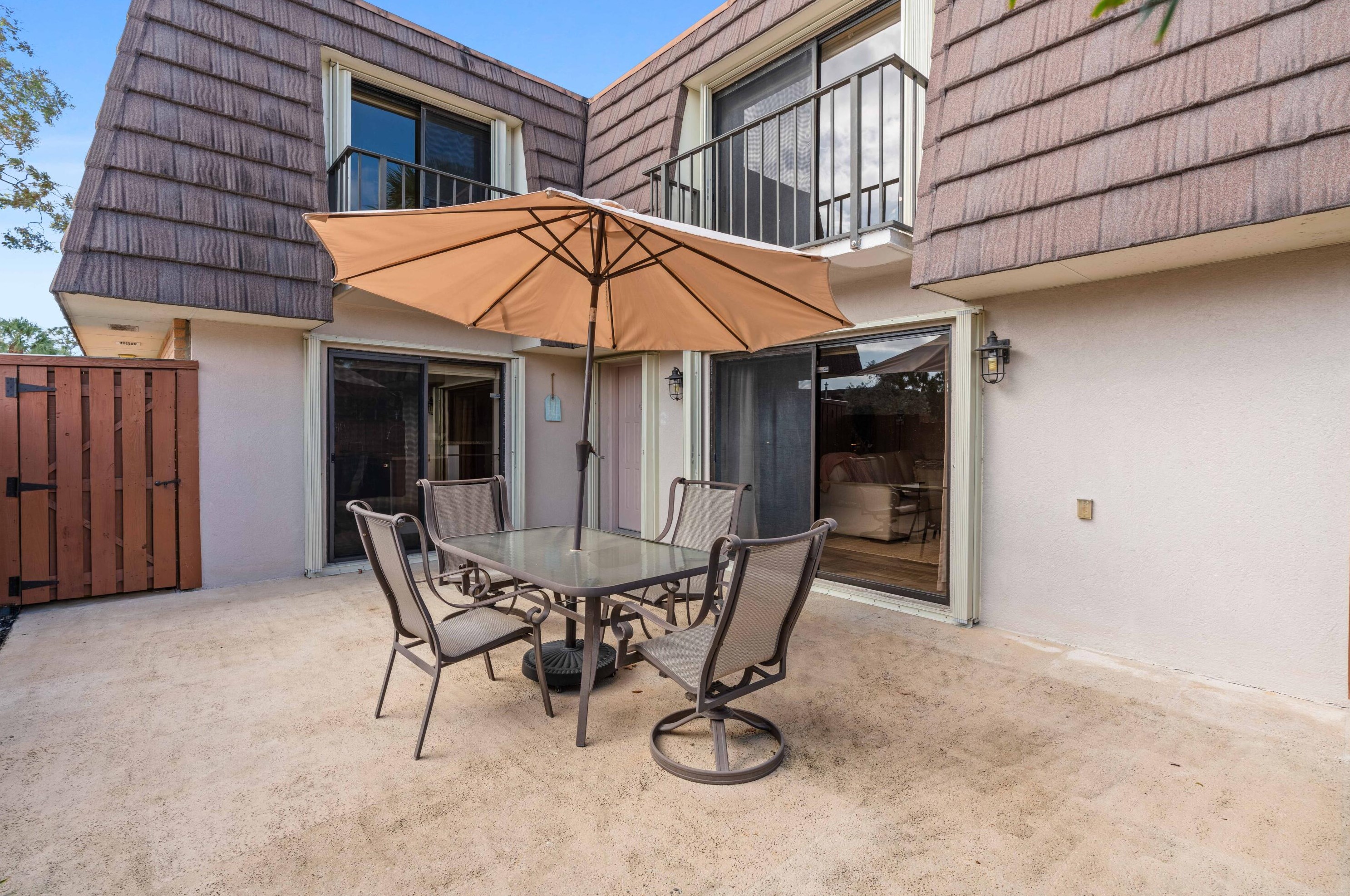 2330 23rd Ct, Jupiter FL  33477-9048 exterior