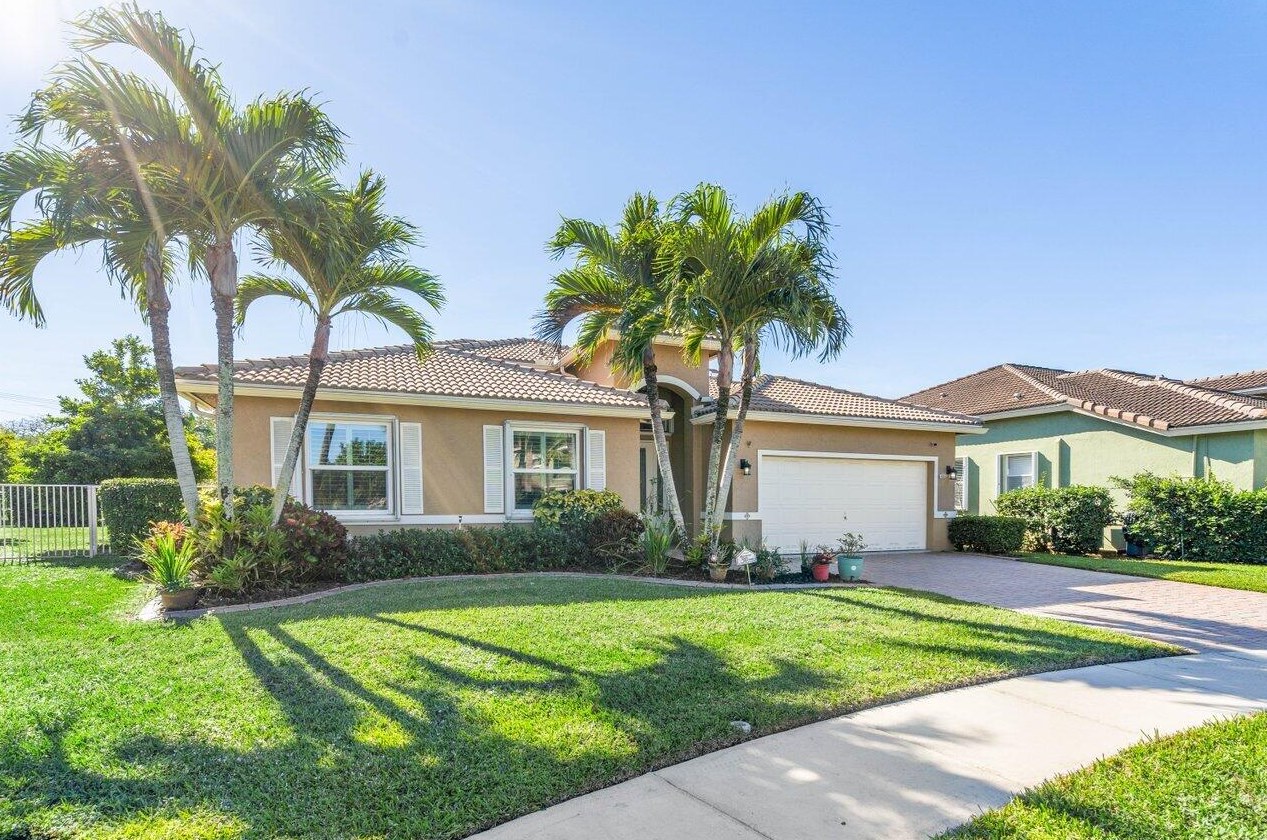 6380 C Durham Dr, Lake Worth, FL 33467-8718