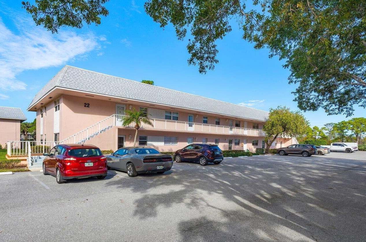 18081 Se Country Club Dr #213, Jupiter, FL 33469
