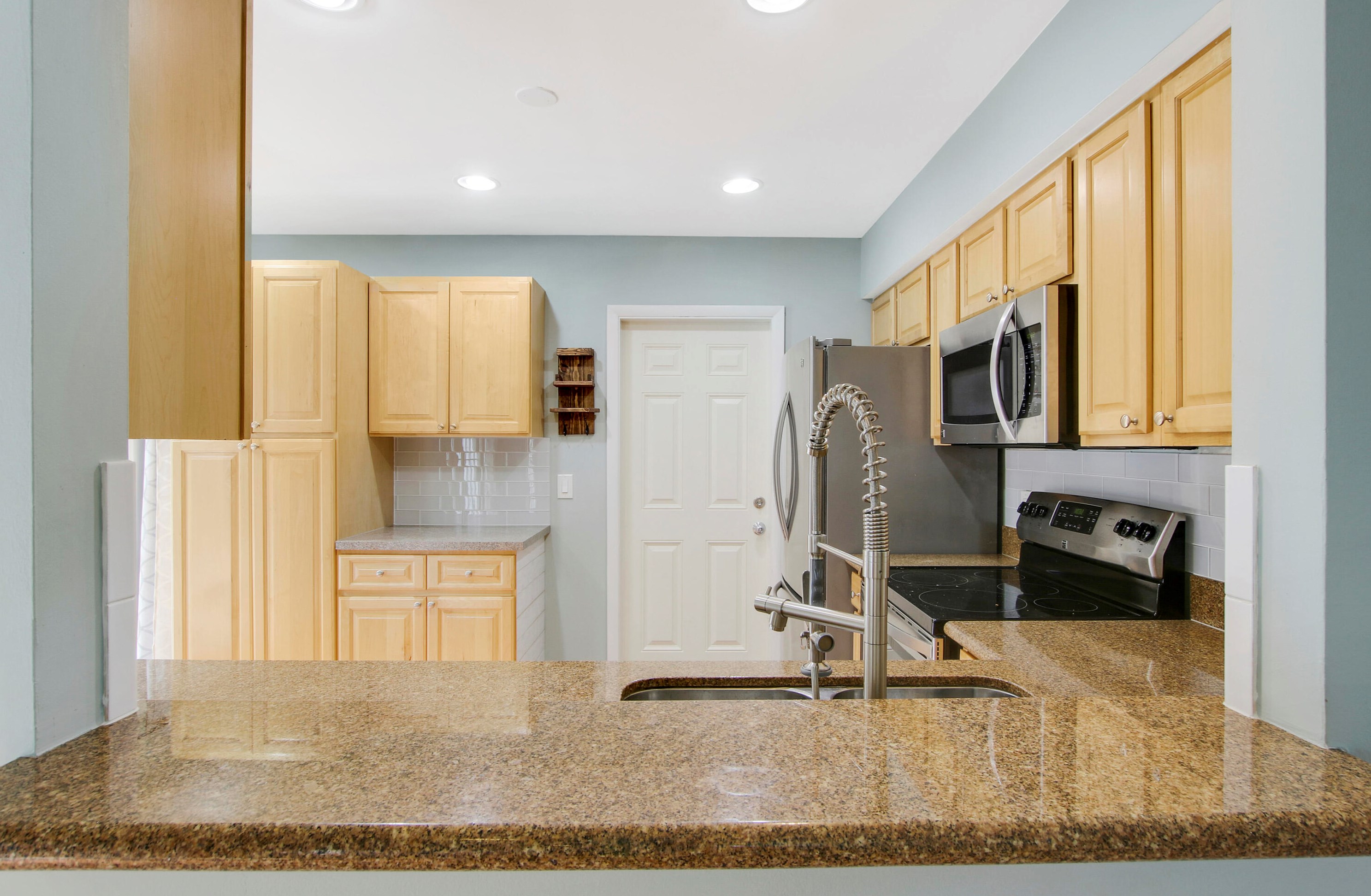 18245 Jupiter Landings Dr, Jupiter FL  33458-3356 exterior