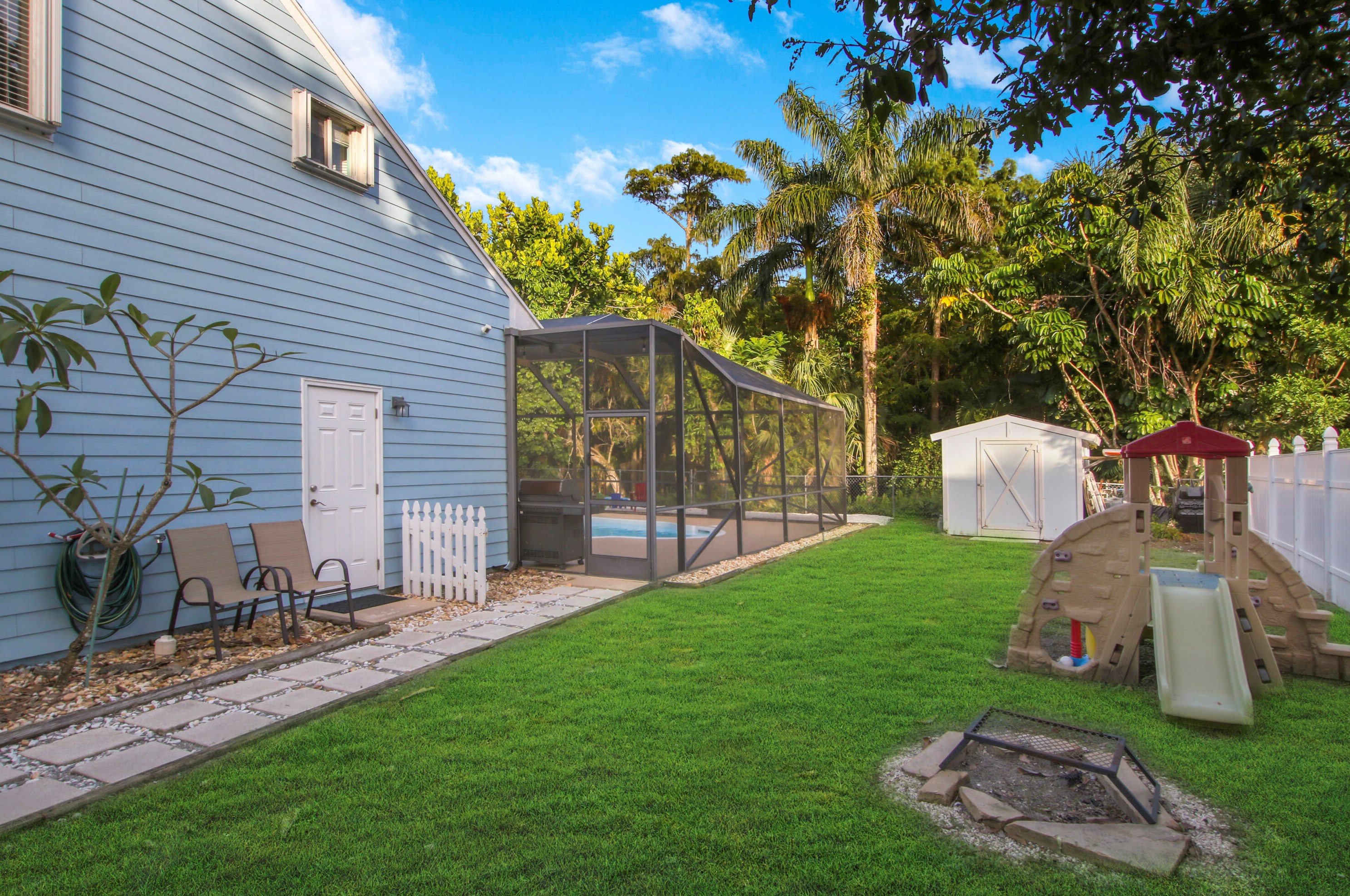 18245 Jupiter Landings Dr, Jupiter FL  33458-3356 exterior