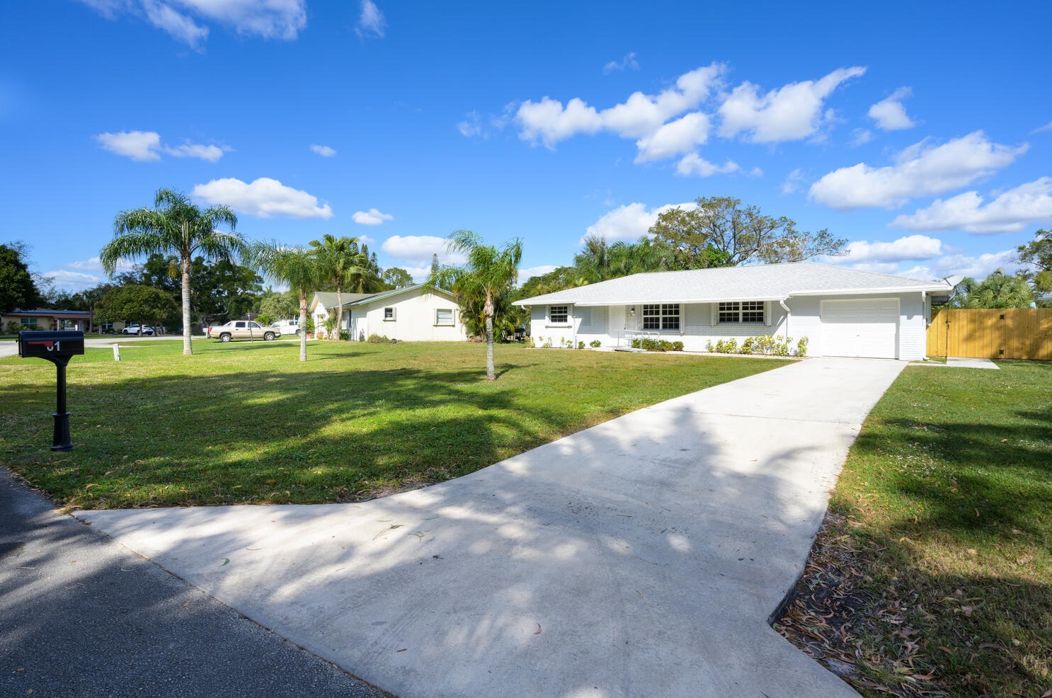 61 Cuyahoga Rd, Lake Worth, FL 33467-3800