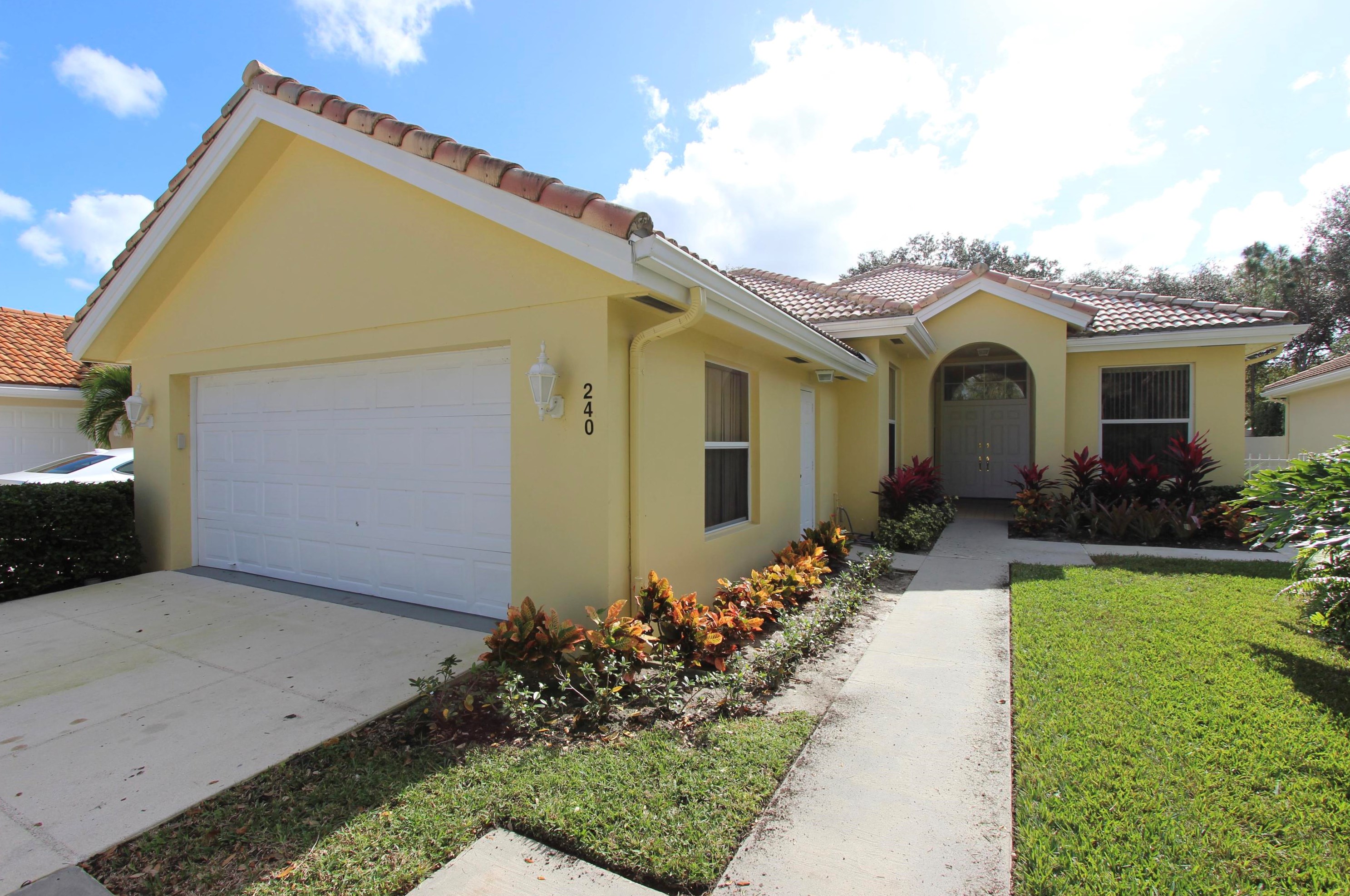 240 Sussex Cir, Jupiter, FL 33458
