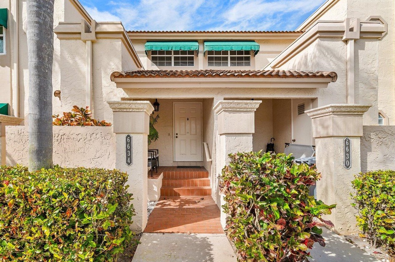 6634 Via Regina, Boca Raton, FL 33433