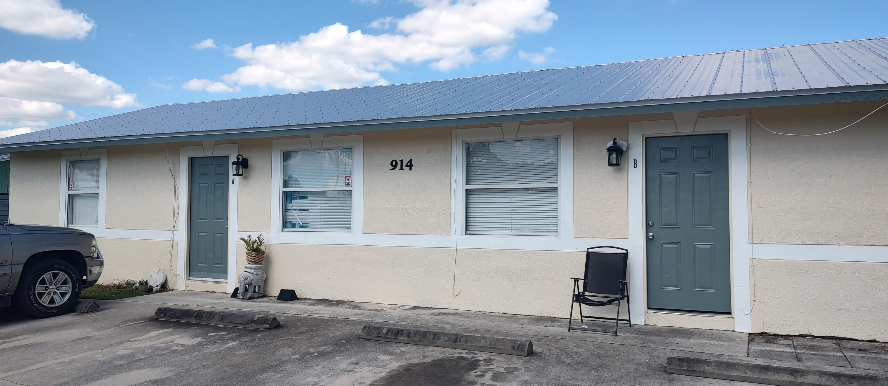 914 Skylark Dr, Fort Pierce, FL 34982