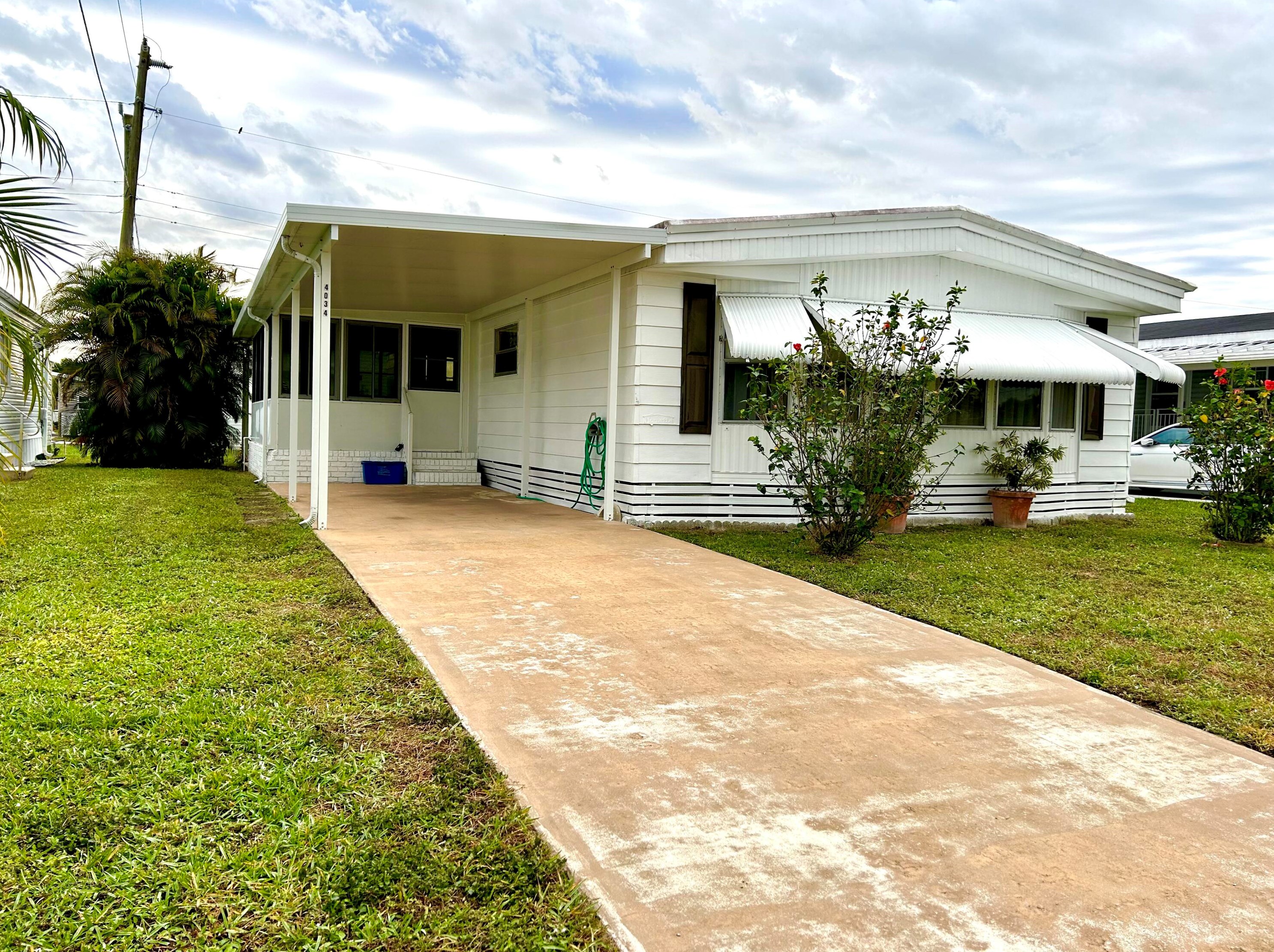 4034 Sandpine Cir, Boynton Beach, FL 33436