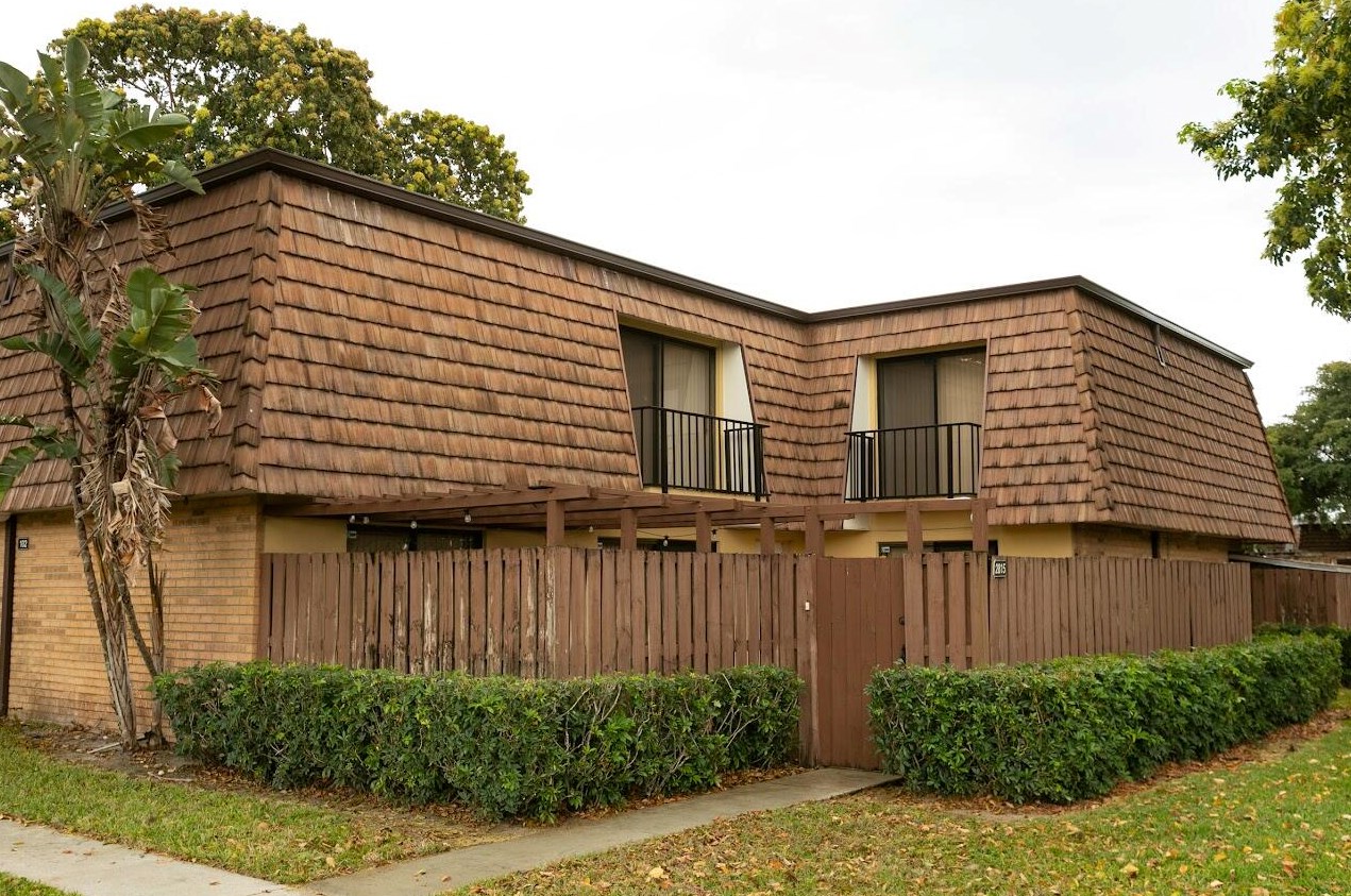 2815 28th Ln, Lake Worth, FL 33463-4267