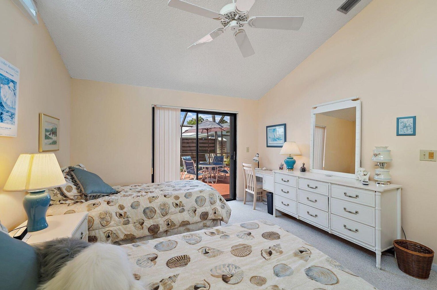 1801 Us Highway 1, Jupiter FL  33477-7318 exterior