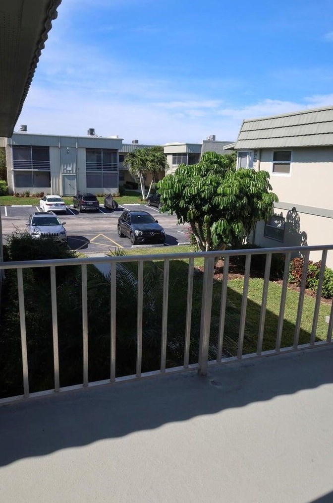 279 Monaco F, Delray Beach, FL 33446