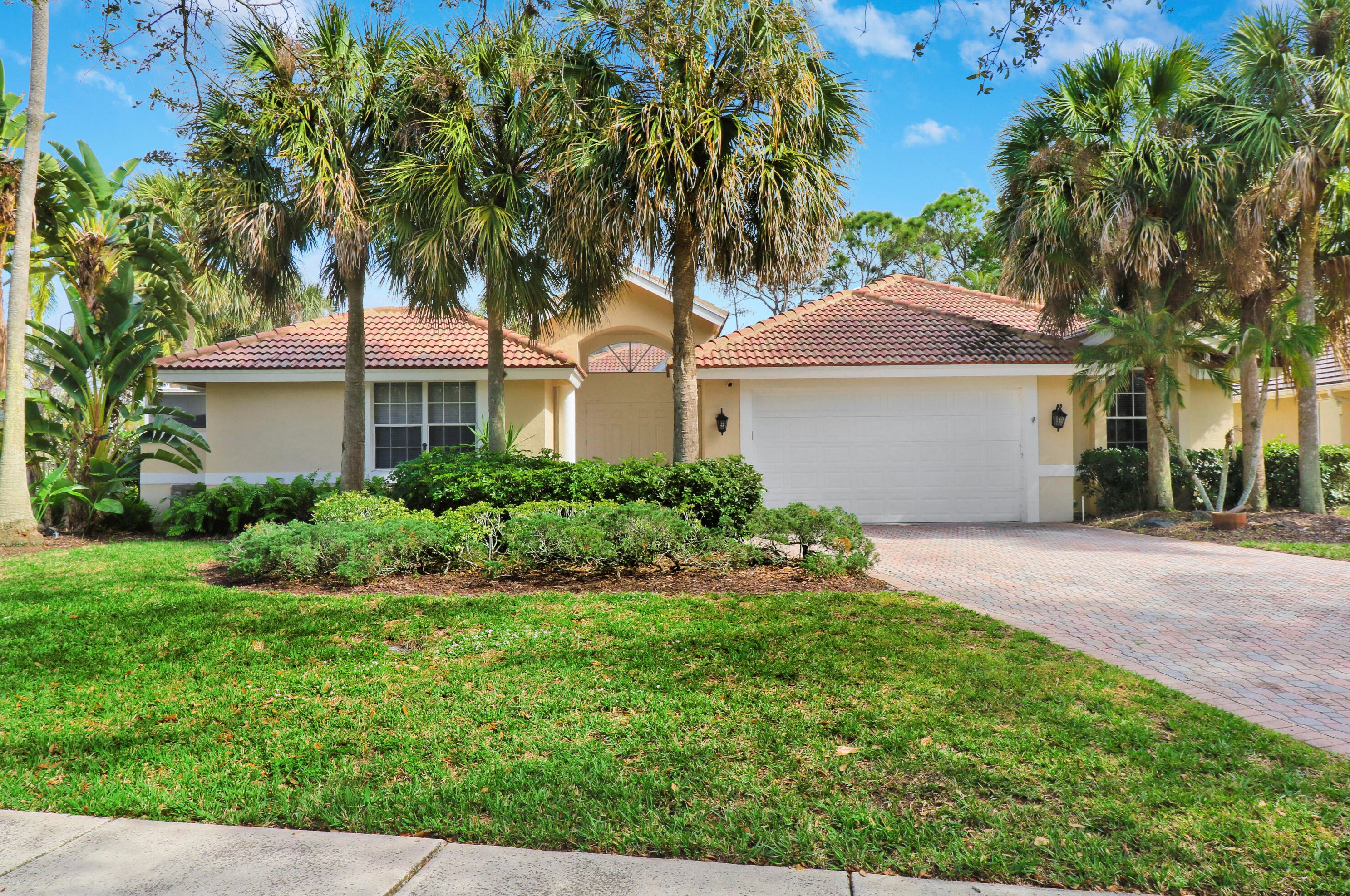 6995 Cypress Cove Cir, Jupiter, FL 33458
