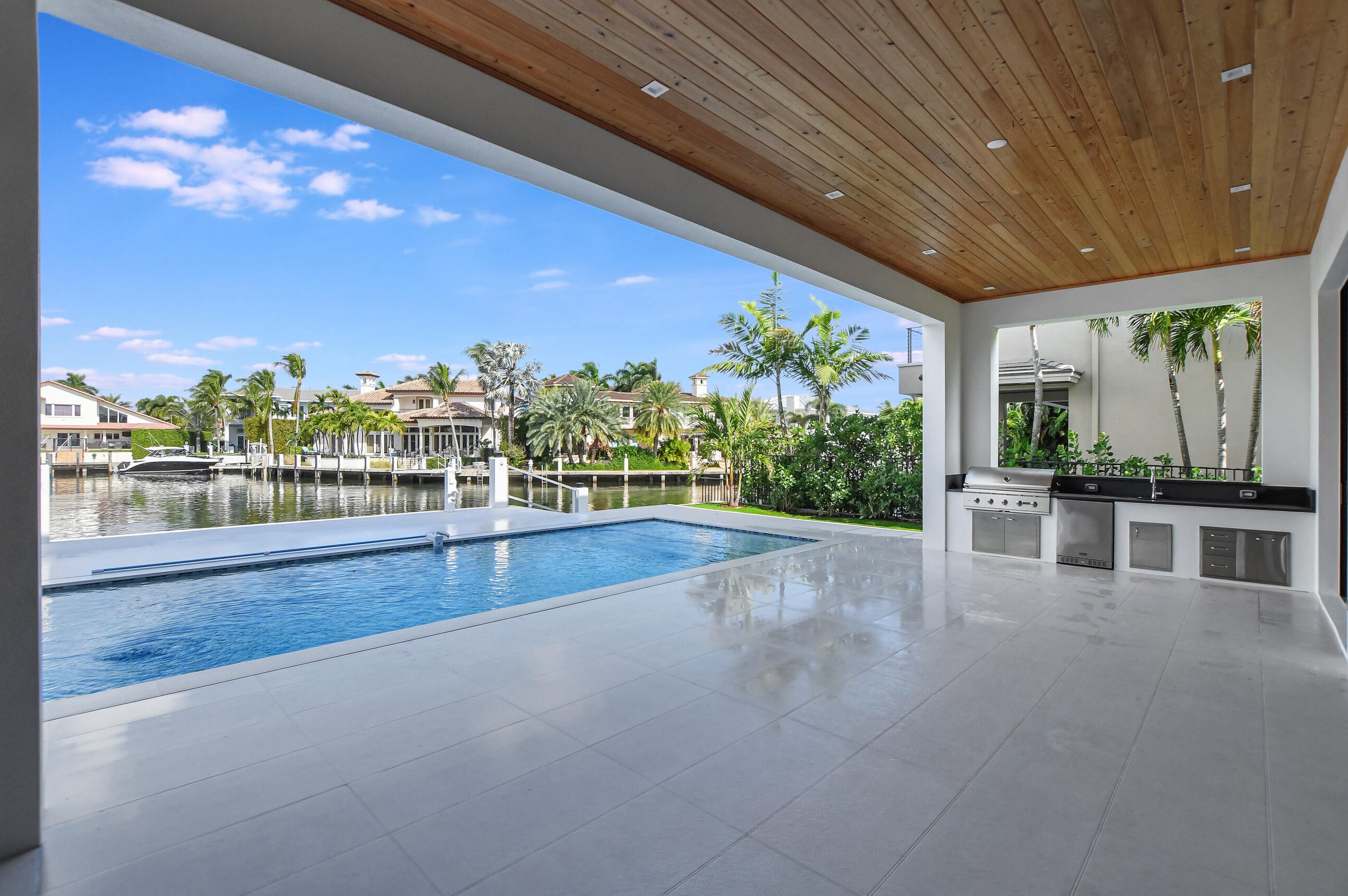 711 32 St, Boca Raton FL 33431-6918 exterior