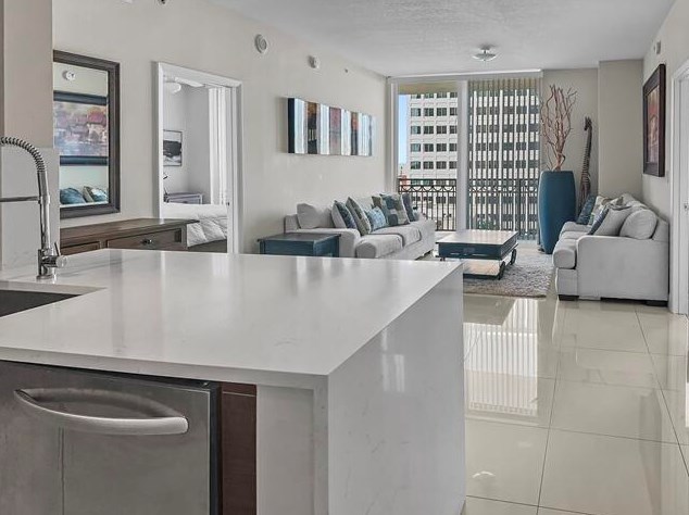 550 Okeechobee Blvd #1008, West Palm Beach, FL 33401