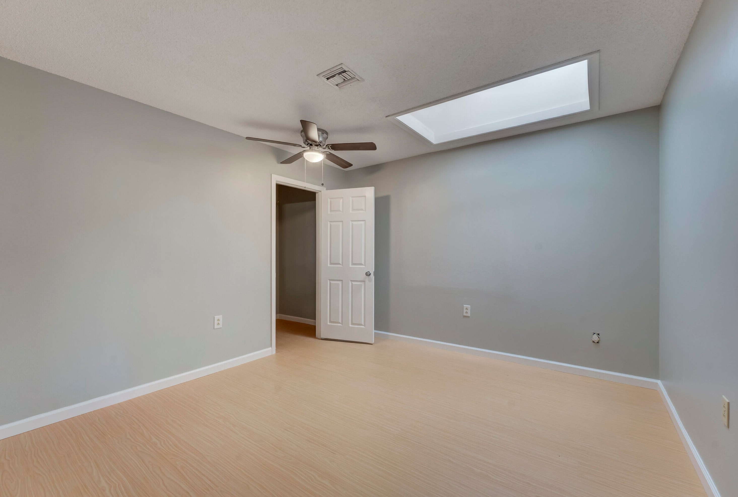 3125 2nd Pl, Vero Beach FL  32968-2010 exterior