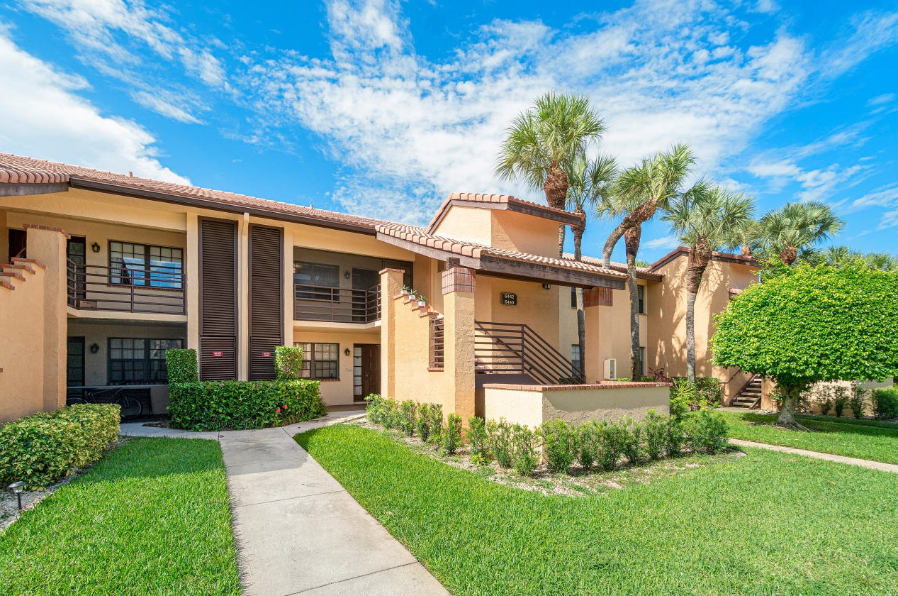 6442 Aspen Glen Cir, Boynton Beach, FL 33437