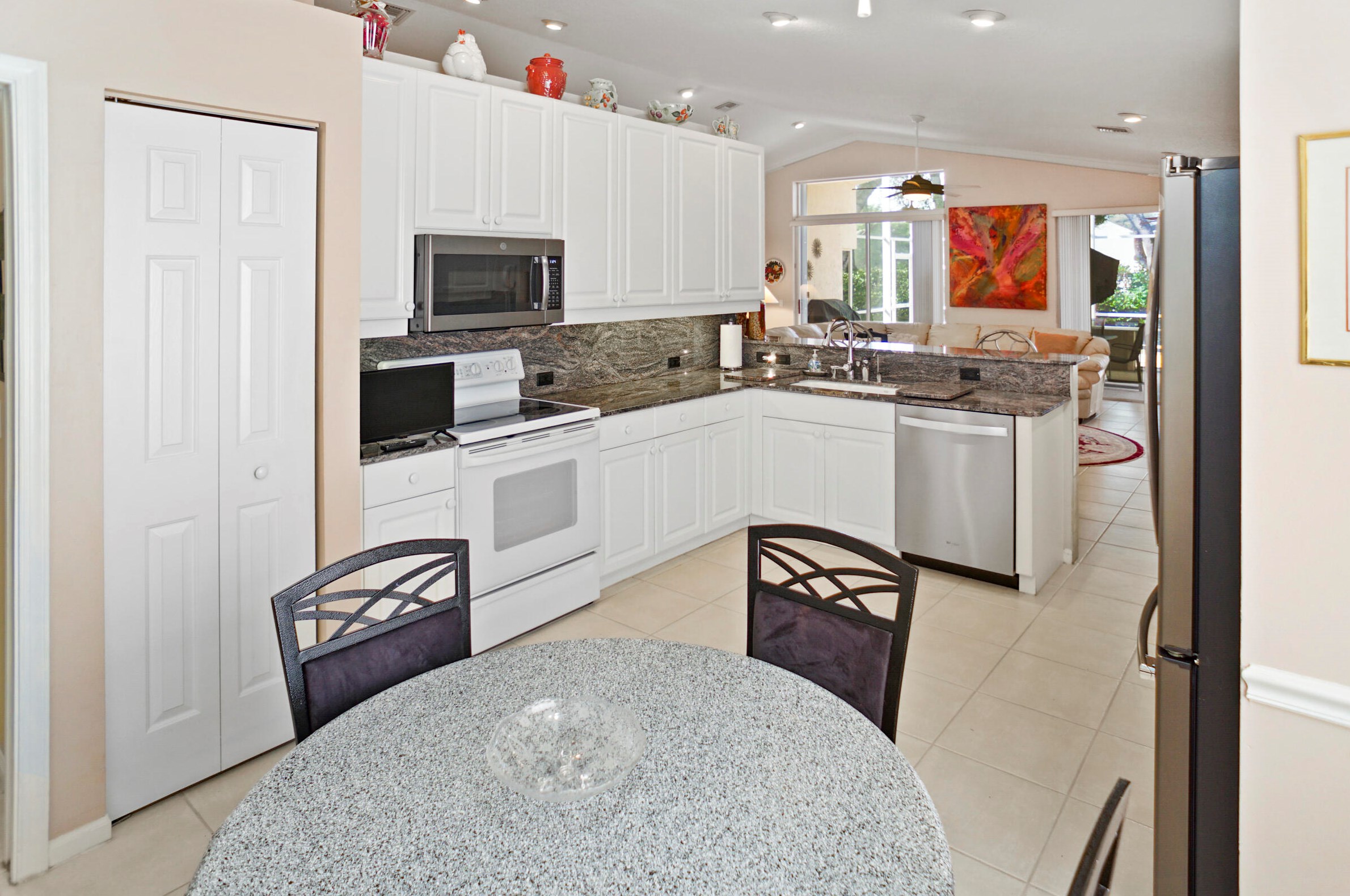 11865 Grv Rdg Ln, Boynton Beach FL 33437-1663 exterior