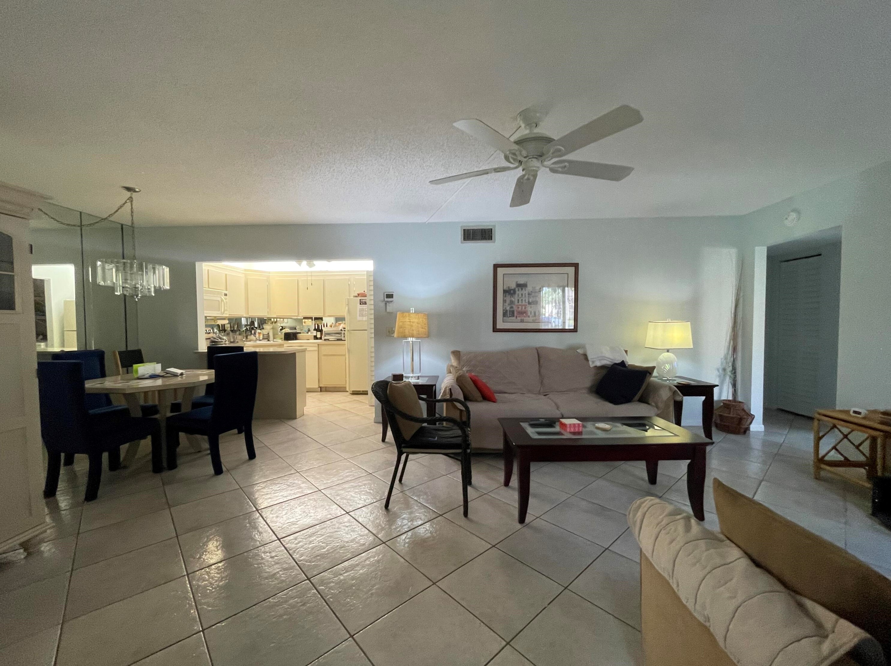 430 Pine Glen Ln #b-1, Lake Worth, FL 33463