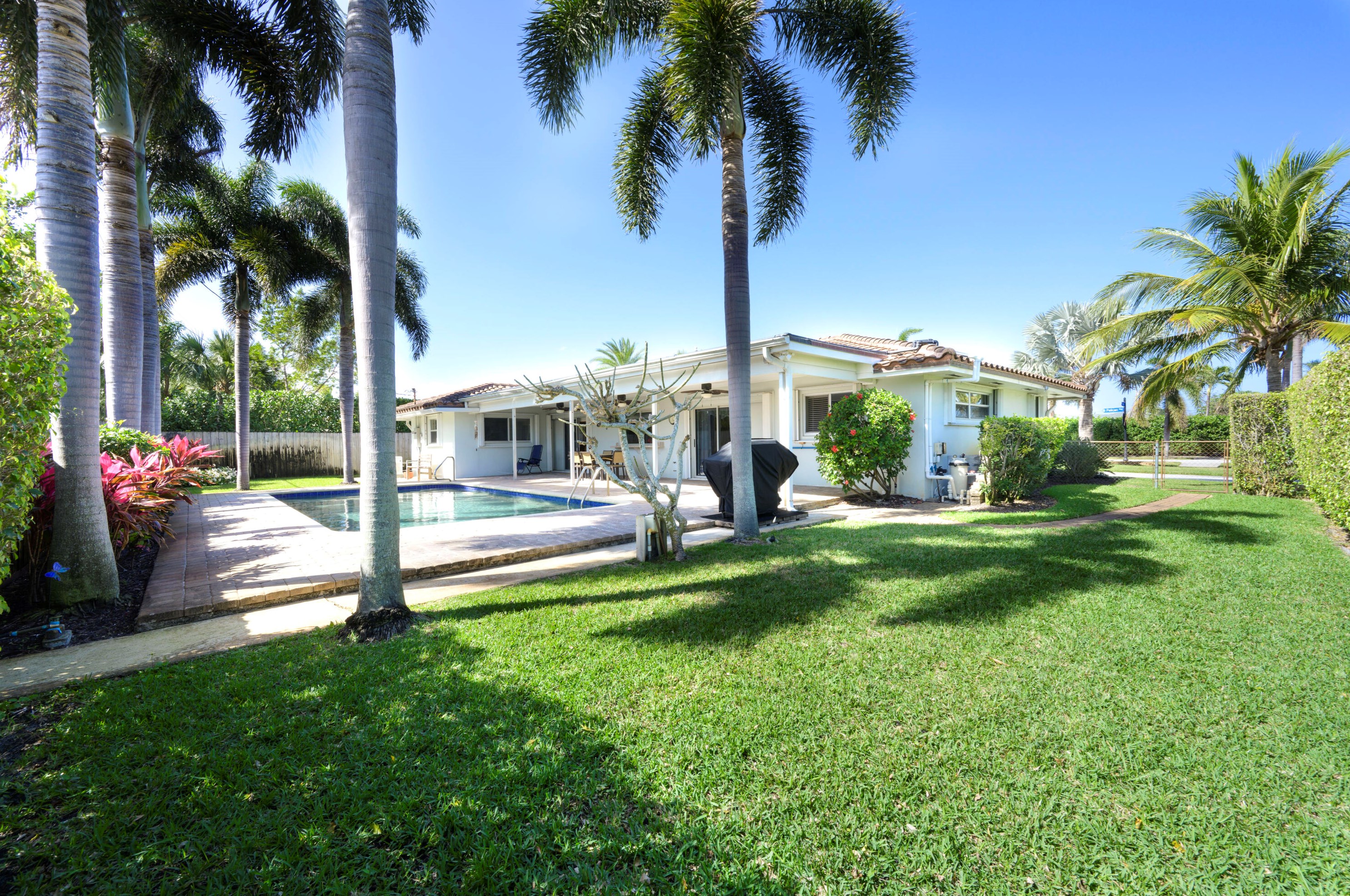 700 Pelican Way, West Palm Beach, FL 33408-4206