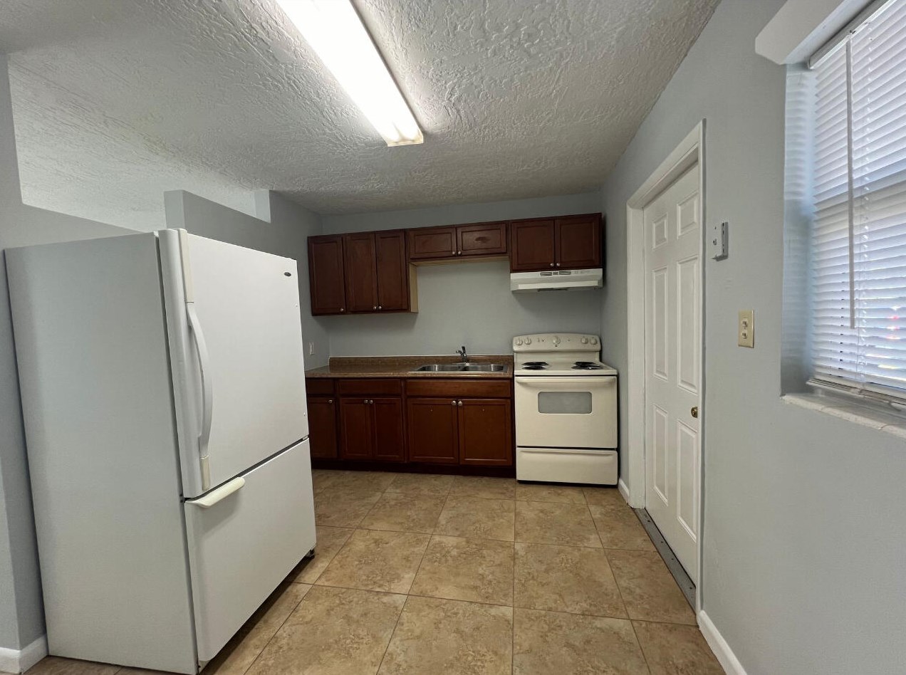 310 Decordre Ct #b, Fort Pierce, FL 34950